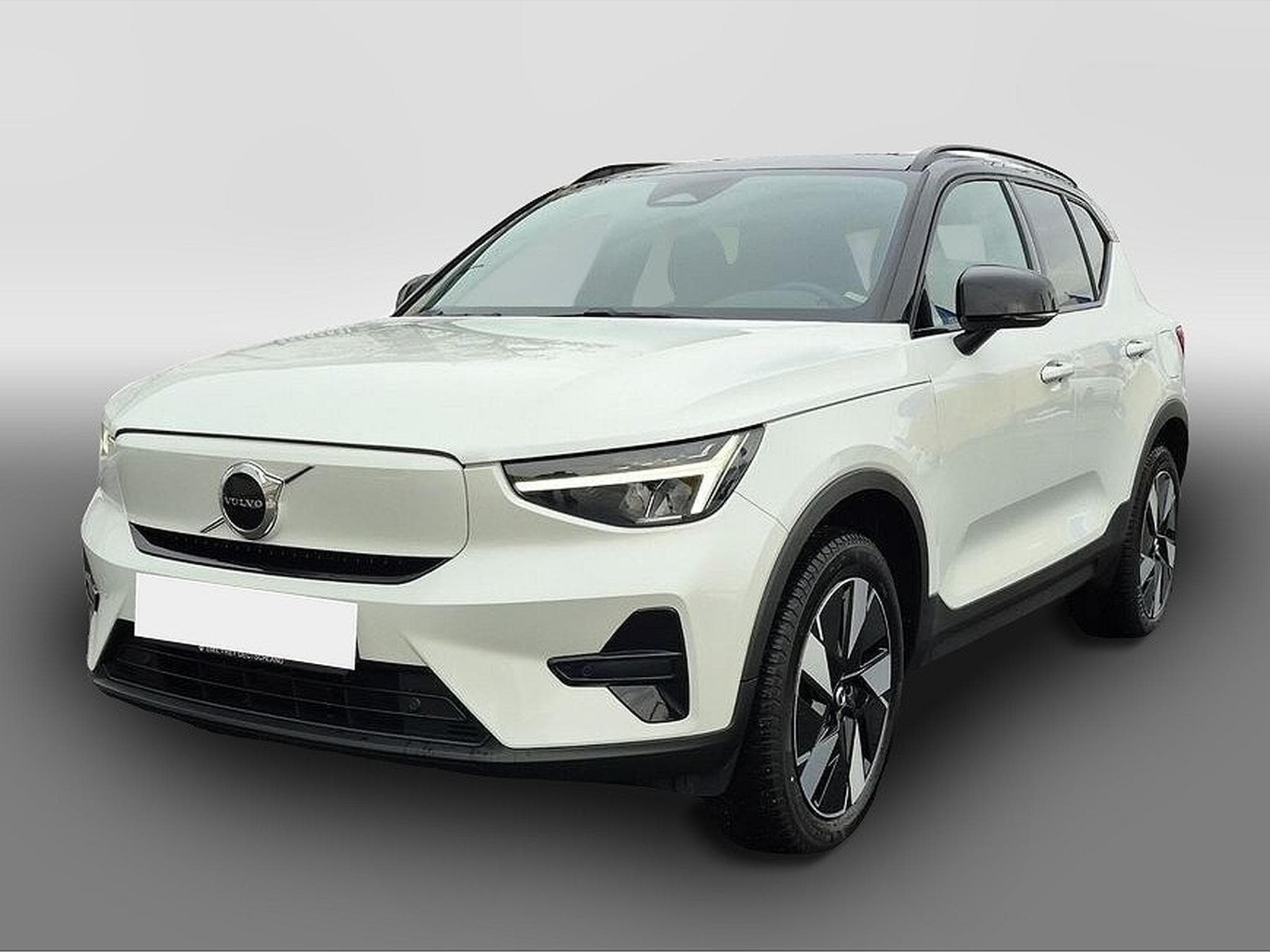 Volvo XC40 (2022) - Photo 1