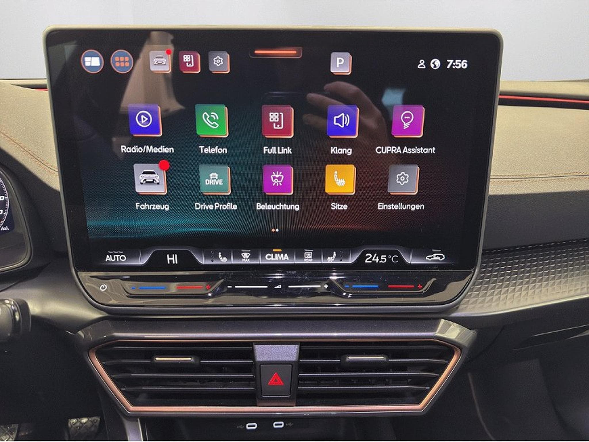 Cupra Formentor (2025) - Photo 13