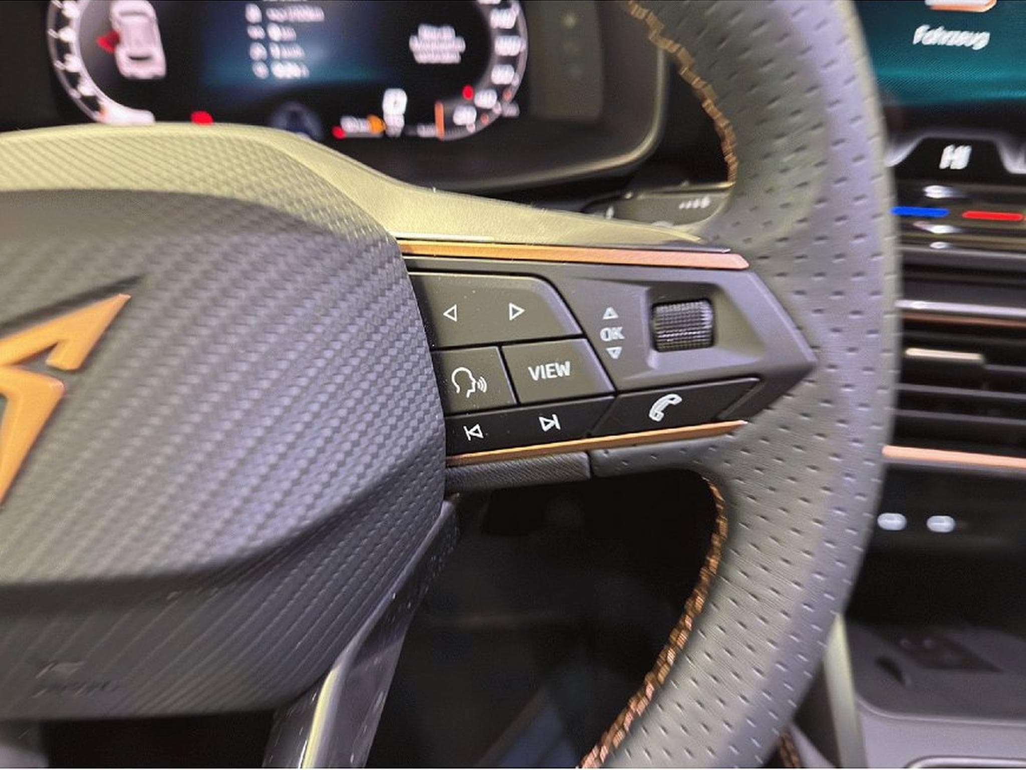 Cupra Formentor (2025) - Photo 15