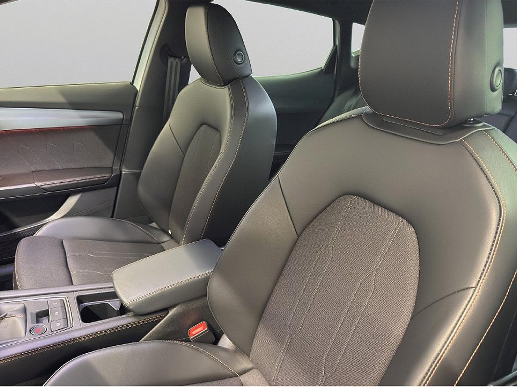 Cupra Formentor (2025) - Photo 9