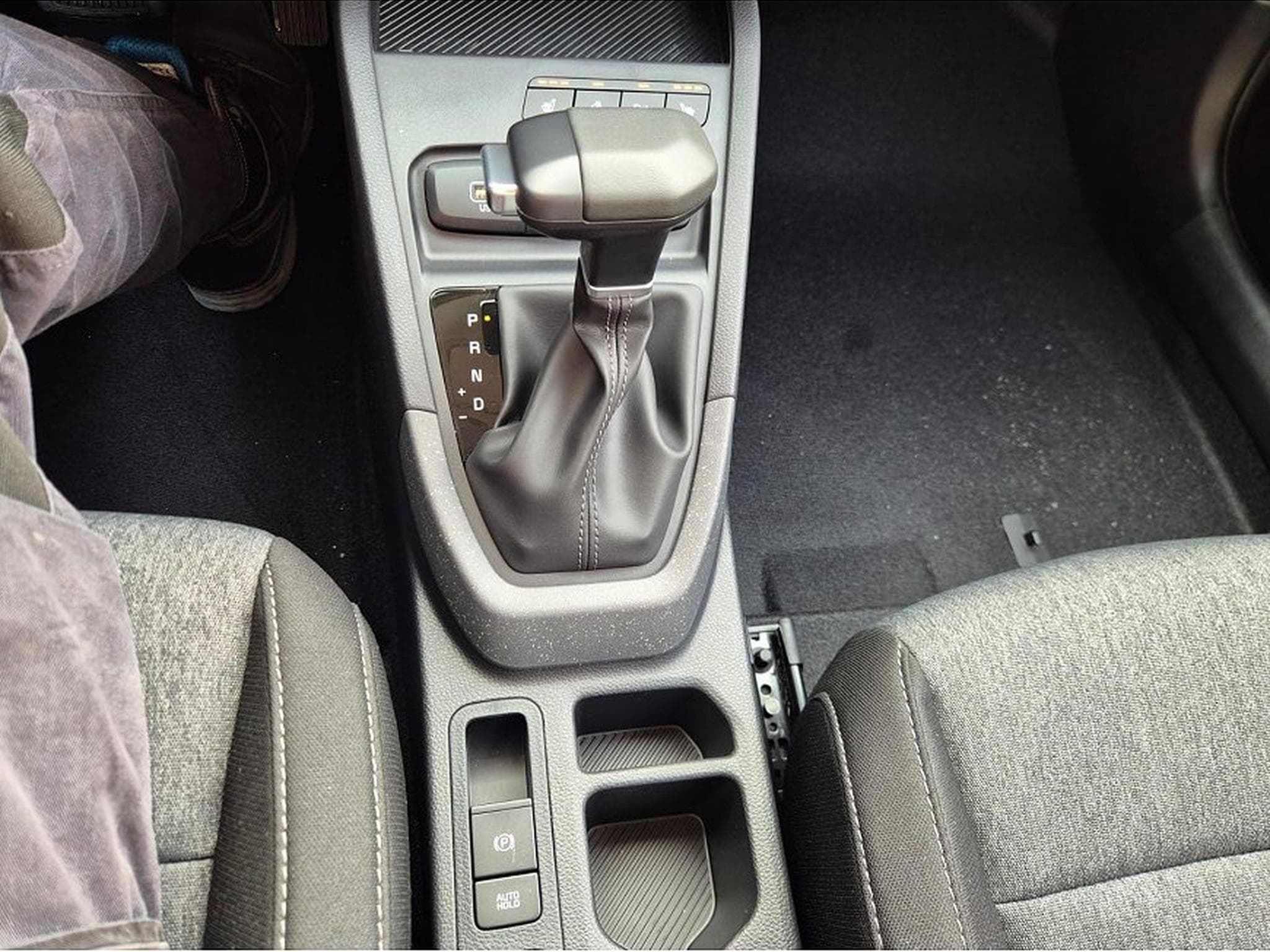 Kia Stonic (2026) - Foto 23