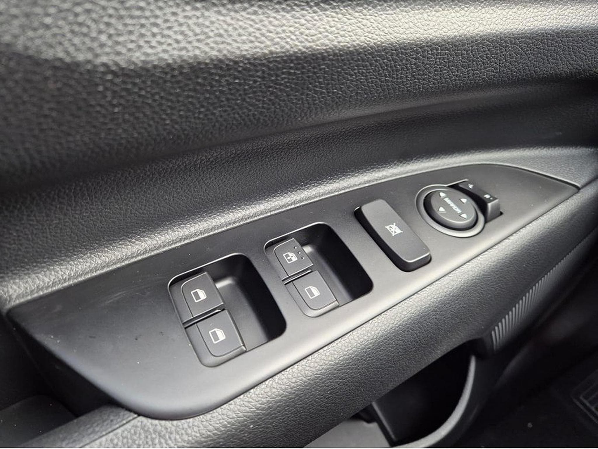 Kia Stonic (2026) - Foto 13