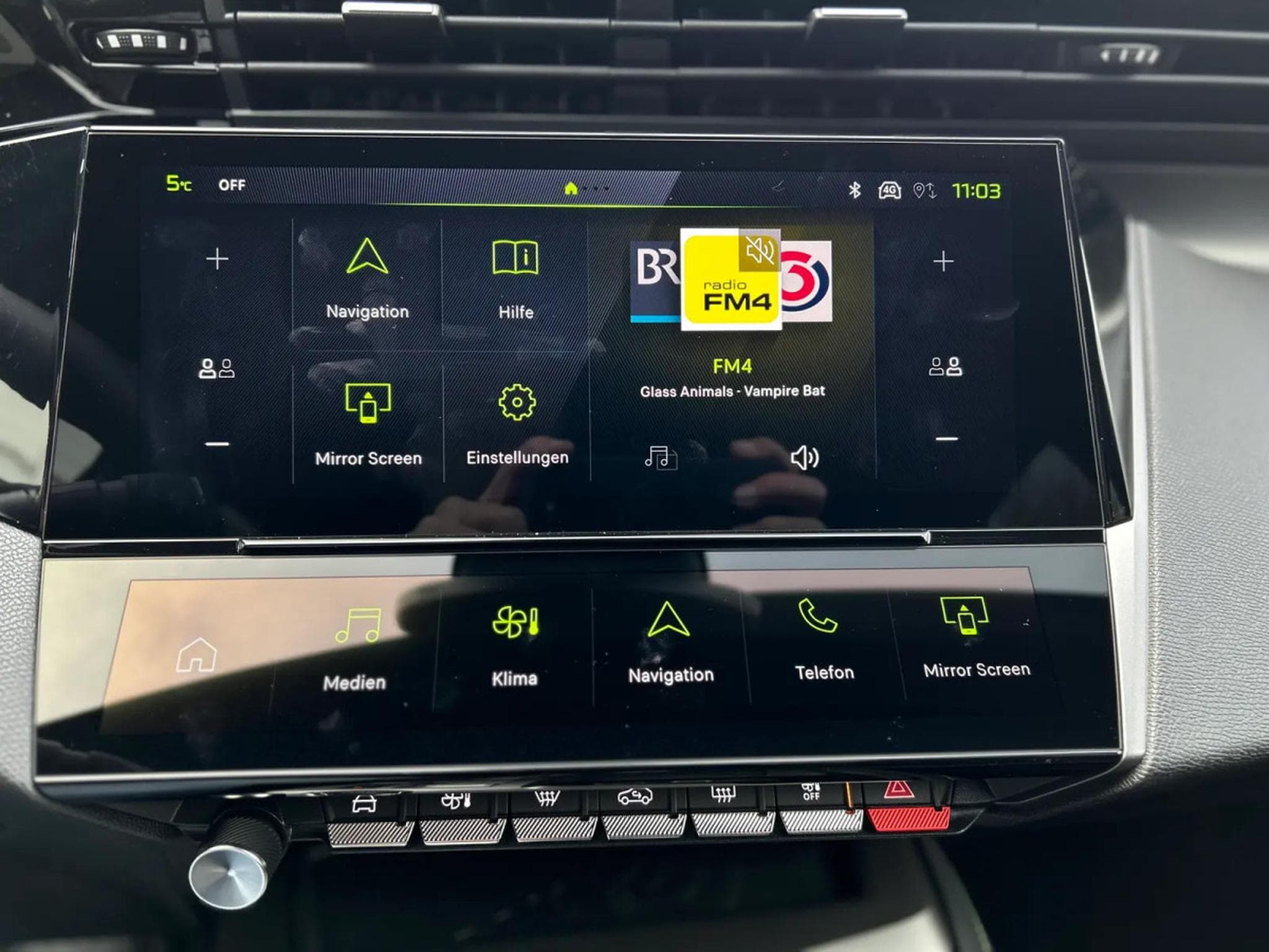 Peugeot 308 1.2 PureTech 145 e-DSC6 GT (2025) - Photo 12