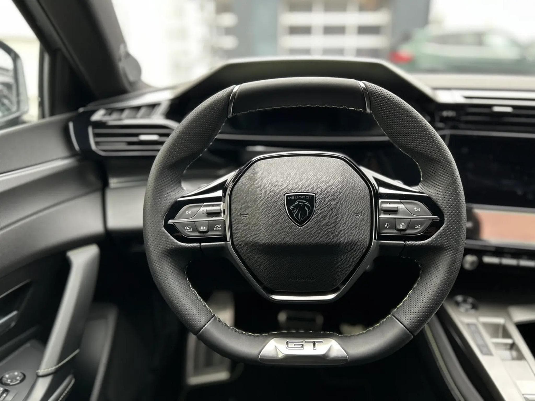 Peugeot 308 1.2 PureTech 145 e-DSC6 GT (2025) - Photo 11