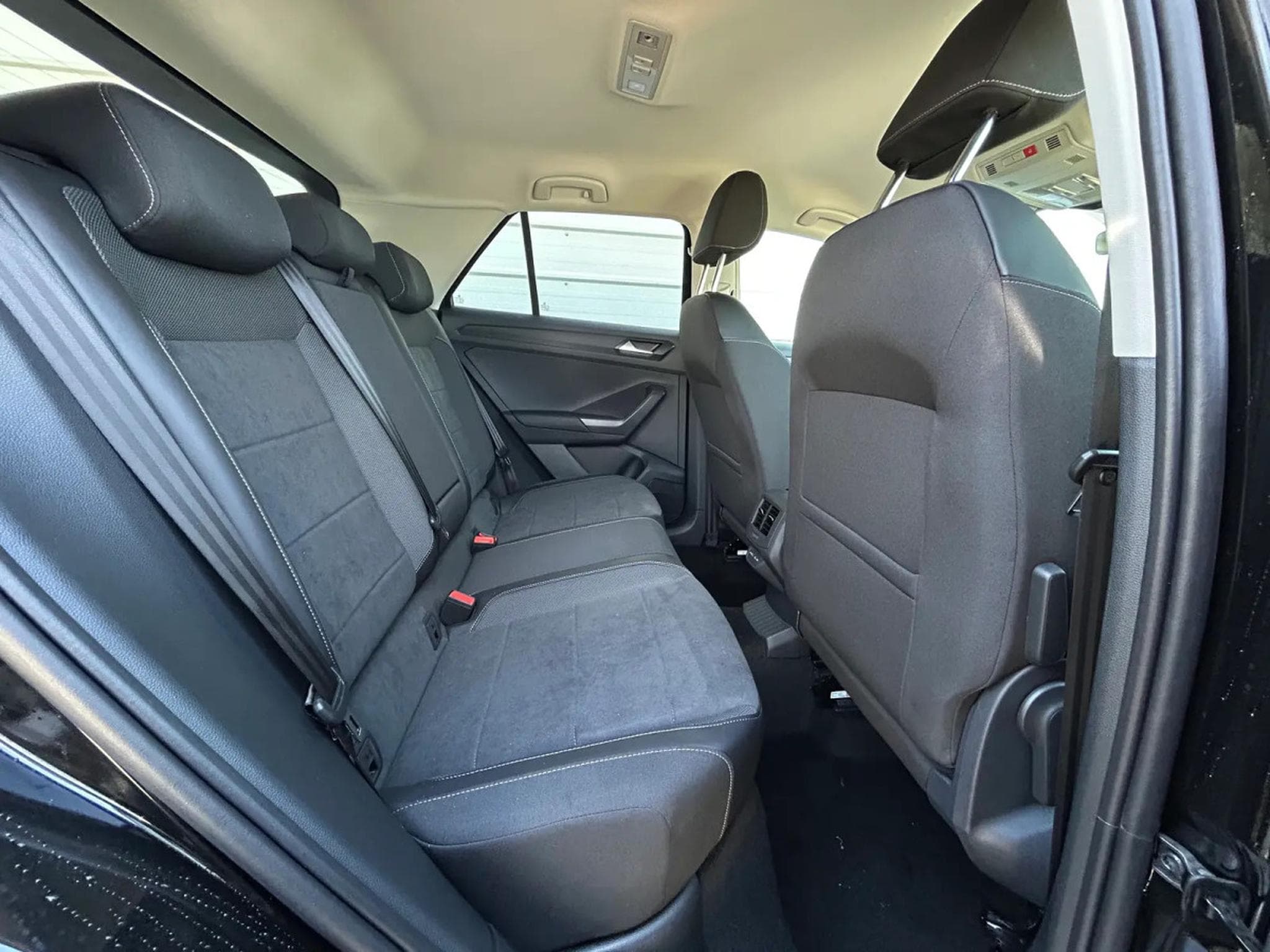 VW T-Roc 1.5 TSi 150 DSG Style (2026) - Photo 11