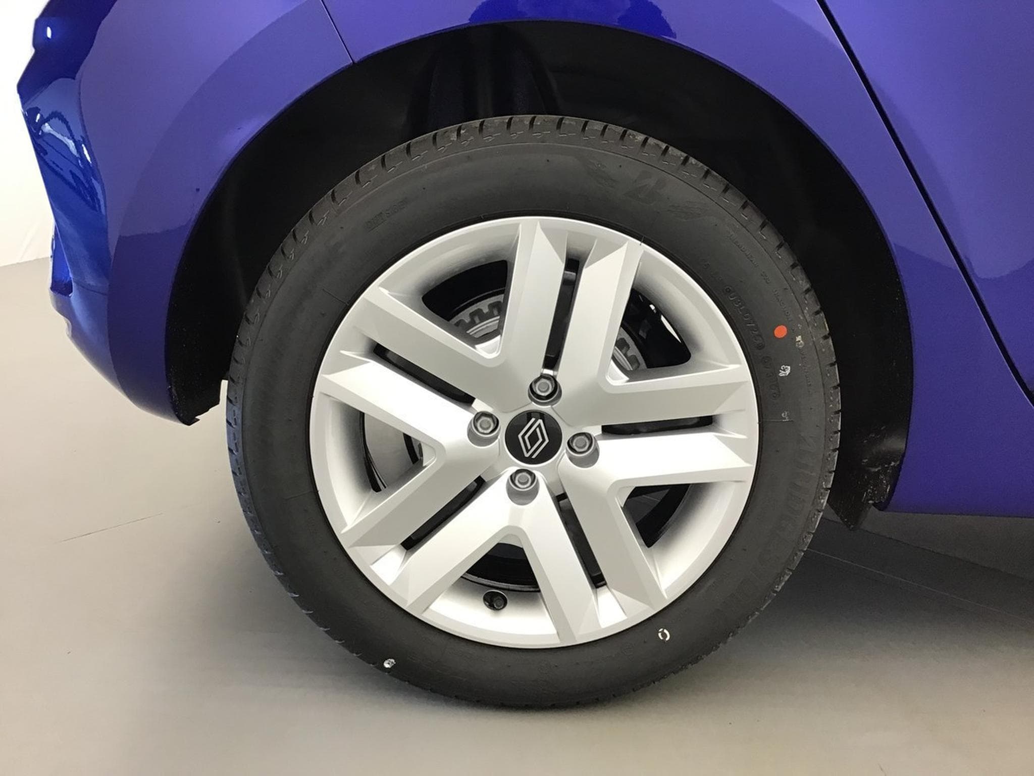 Renault Clio 1.5 dCi 101  Evolution (2025) - Photo 4