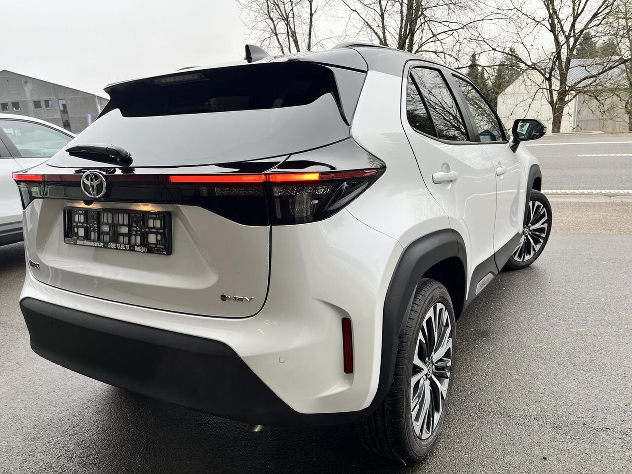 Toyota Yaris Cross 1.5 hybride 130 ch Dynamique + (2024) - Photo 6