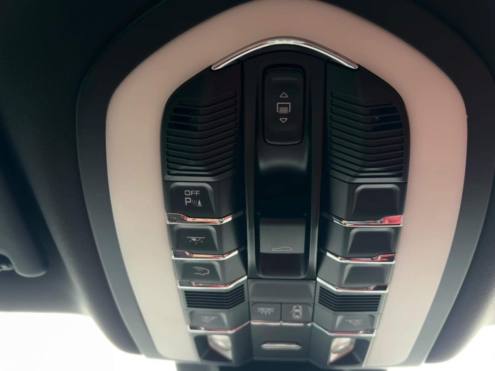 Porsche Macan S DIESEL TVA (2014) - Photo 18