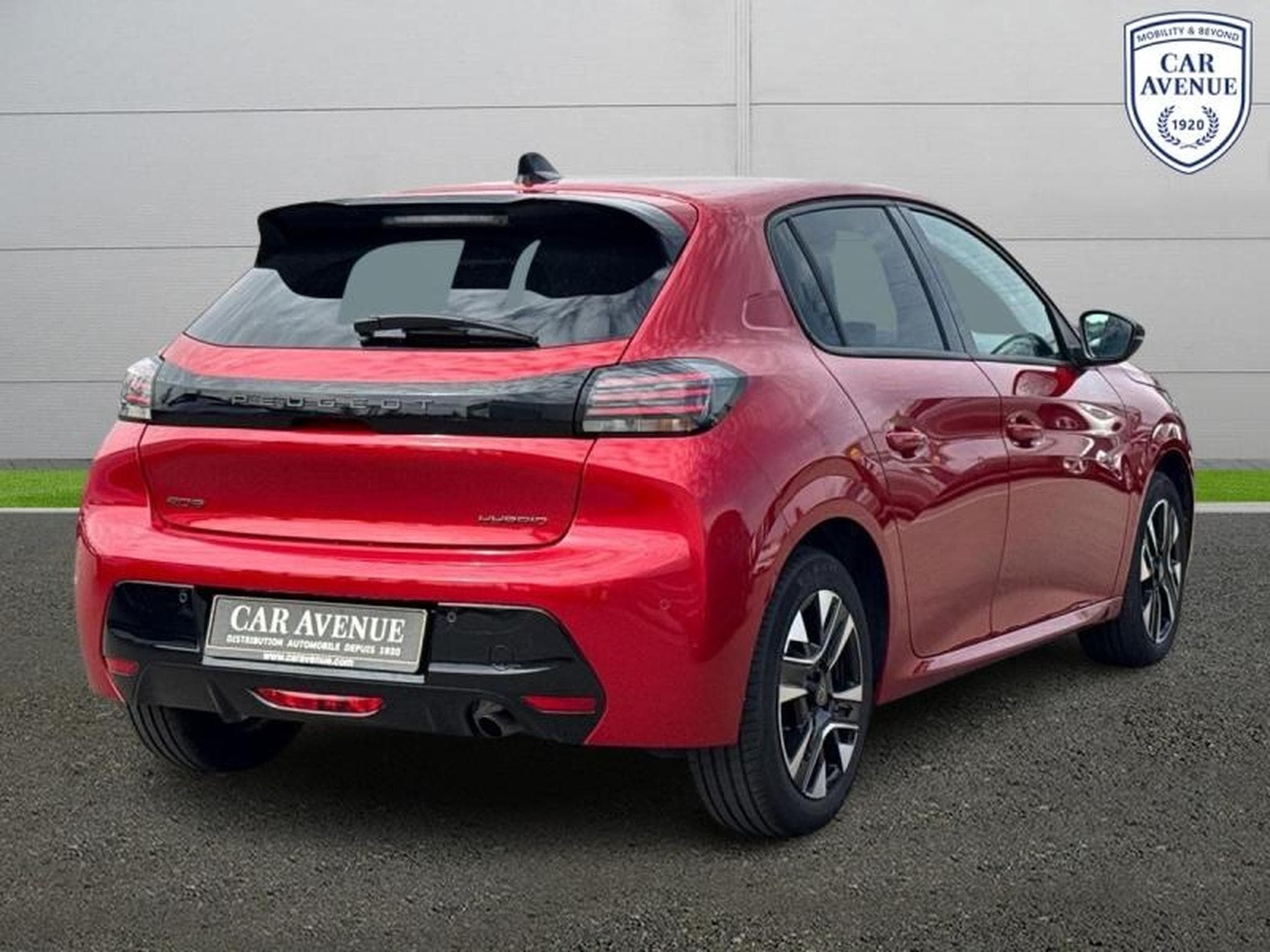 PEUGEOT 208 1.2 Hybrid 100ch Allure e-DCS6 (2024) - Photo 3