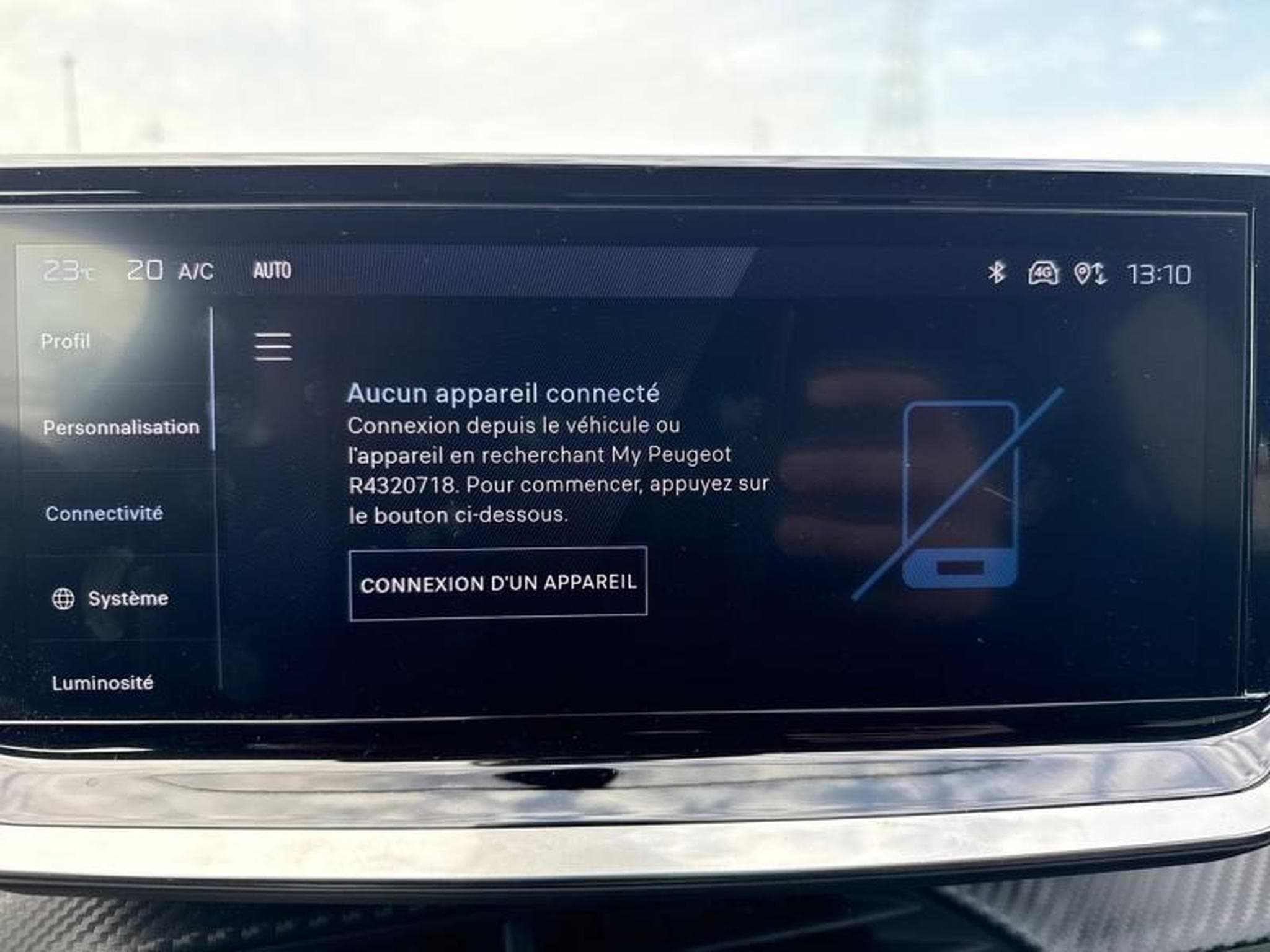 PEUGEOT 208 1.2 Hybrid 100ch Allure e-DCS6 (2024) - Photo 7