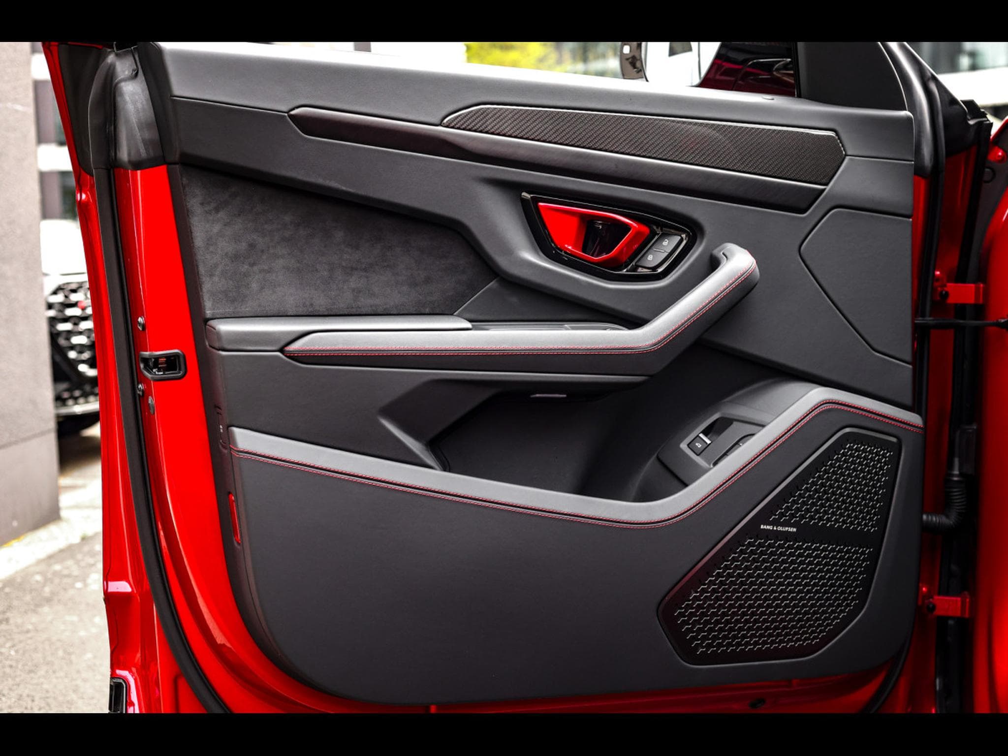 Lamborghini Urus 4.0 V8 S (666 CH) - ROSSO EFESTO (2023) - Photo 9