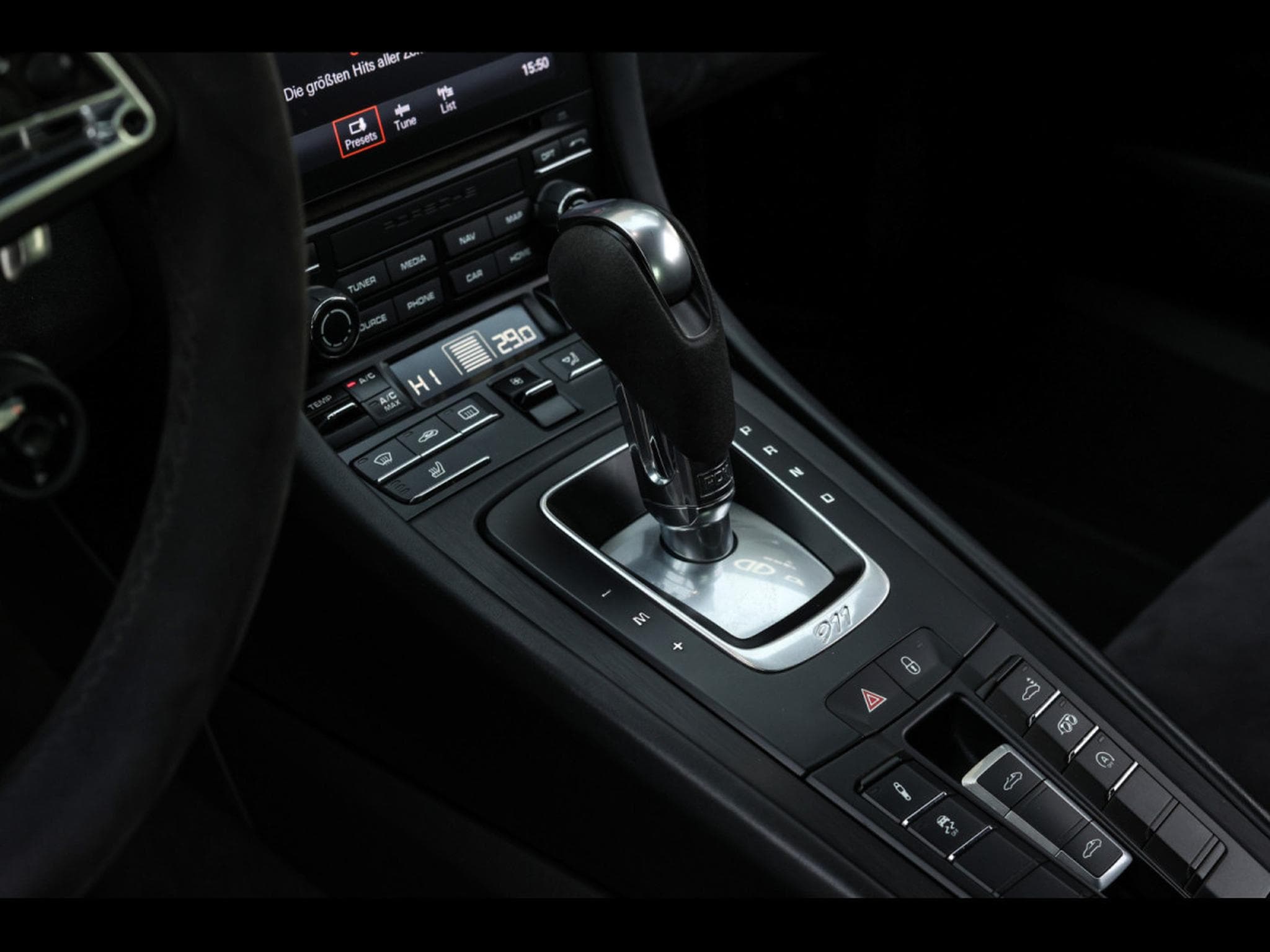 Porsche 911 .2 911 TARGA 4 GTS PDK (2017) - Photo 24