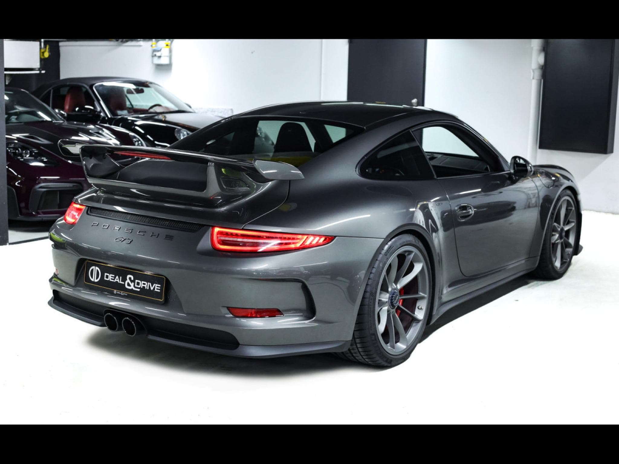 Porsche 911 .1 911 3.8 GT3 PDK – GRIS QUARTZ (2015) - Photo 7