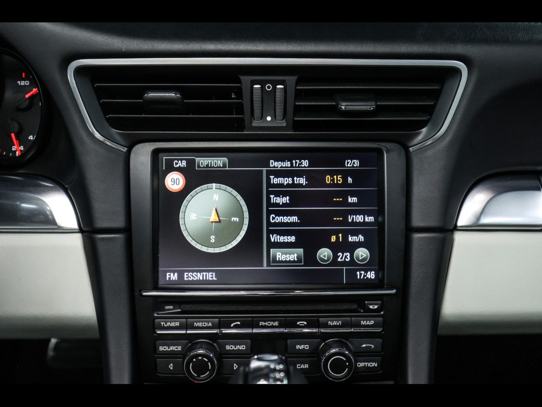 Porsche 911 991.1 CARRERA 4S CABRIOLET PDK (2014) - Photo 23