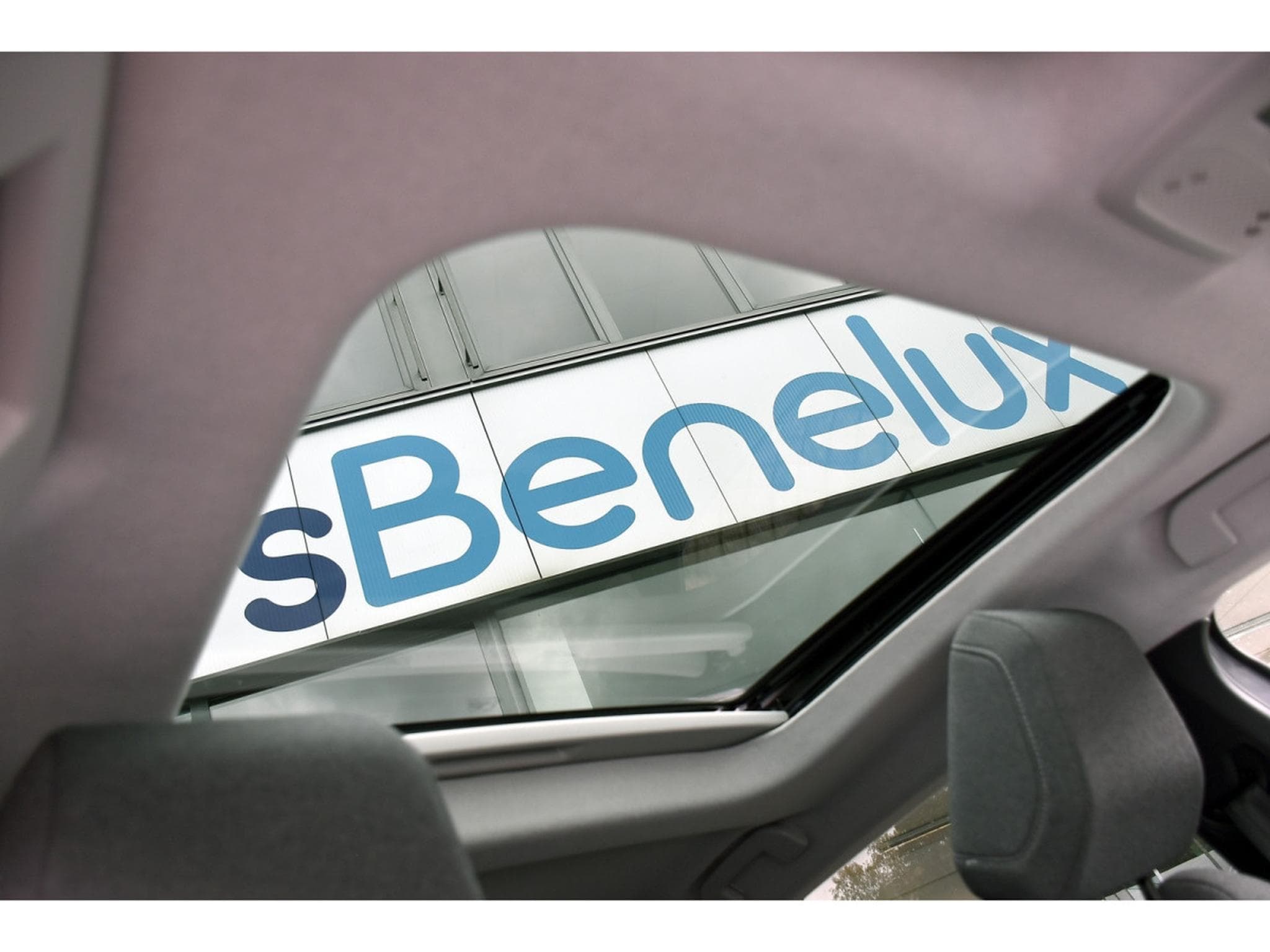 Citroën C4 1.2 PureTech 130 MAX CUIR TO HUD GPS LANE SIDE CAM360 1°MAIN (2024) - Foto 9