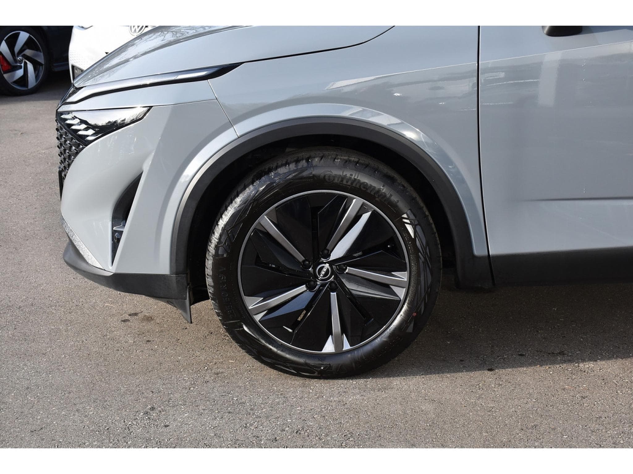 Nissan Qashqai 1.3 DIG-T MHEV Tekna Xtronic CUIR MEMO BOSE PANO NEUF (2025) - Photo 5