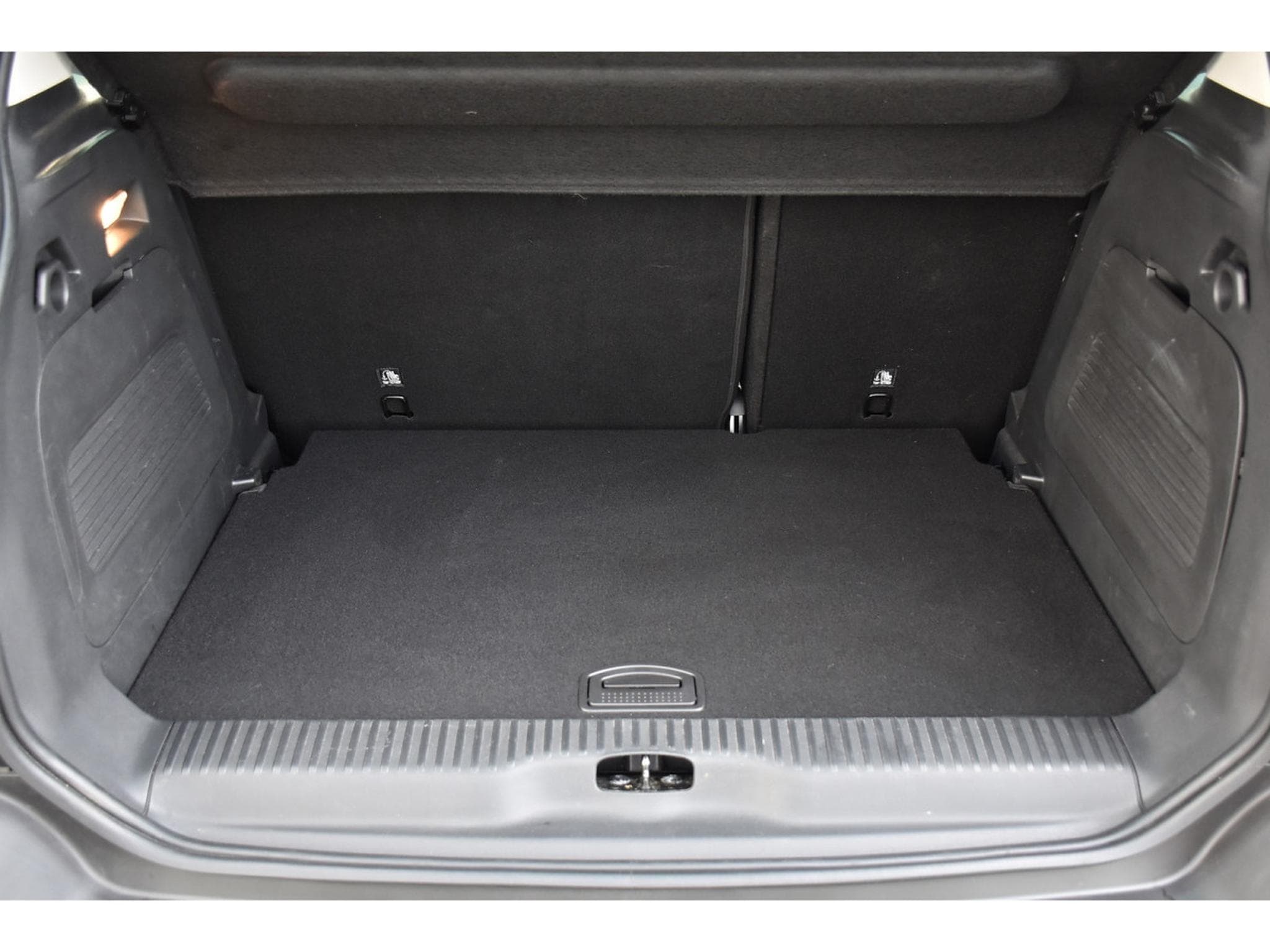 Citroën C3 Aircross 1.2 PureTech 110 C-Series CLIMA REGUL GPS (2023) - Photo 18