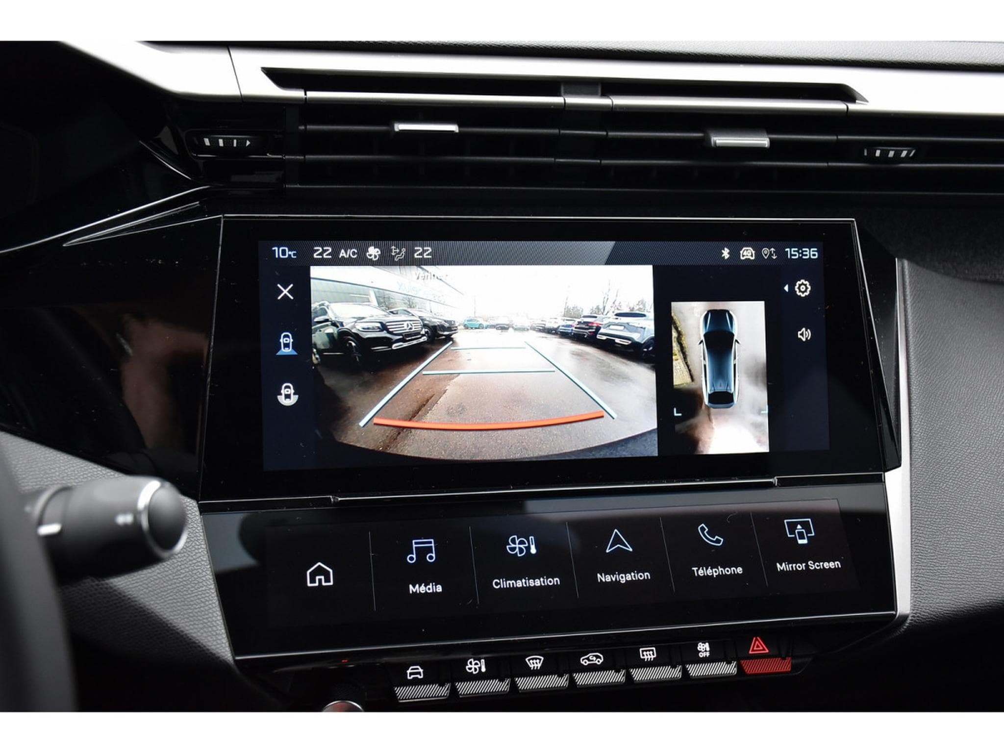 Peugeot 408 1.2 PureTech Allure EAT8 ACC LANE GPS CAM 1° MAIN (2024) - Photo 18