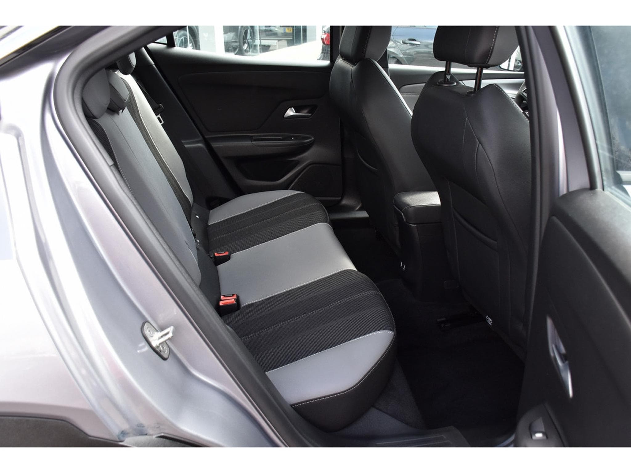 Opel Mokka 1.2 Turbo GS EAT8 SG CHFF ACC SIDE GPS CAM 1° MAIN (2024) - Photo 8