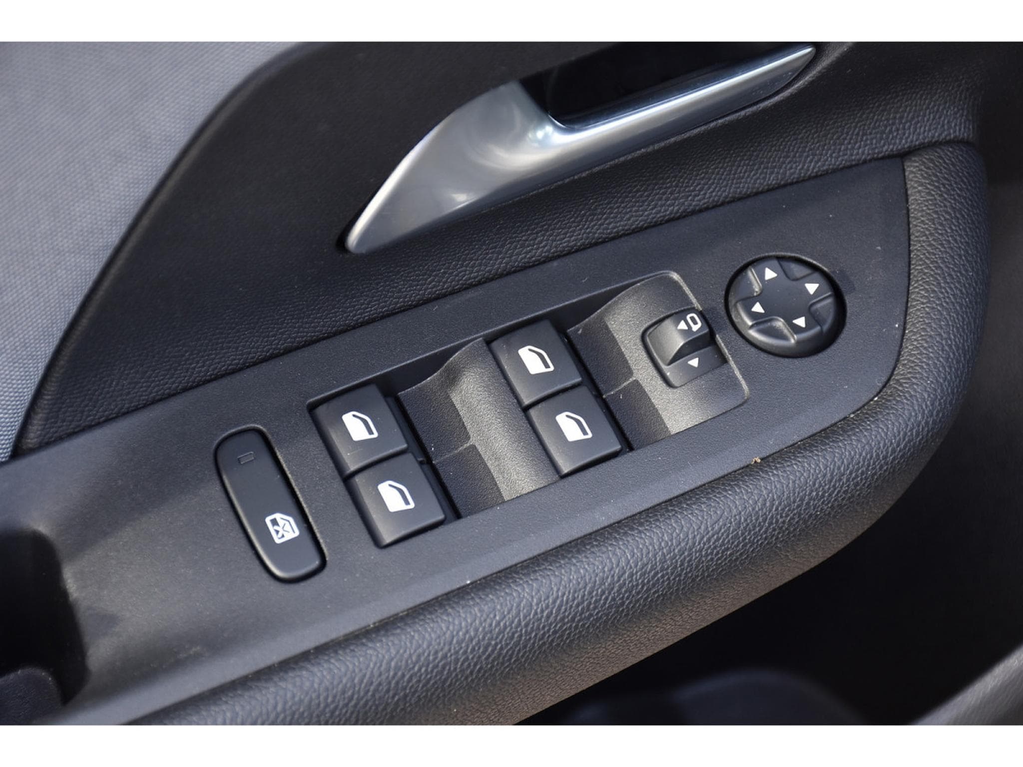 Opel Mokka 1.2 Turbo MHEV 145 Edition e-DCT6 ACC SIDE GPS CAM 1° MAIN (2025) - Photo 22