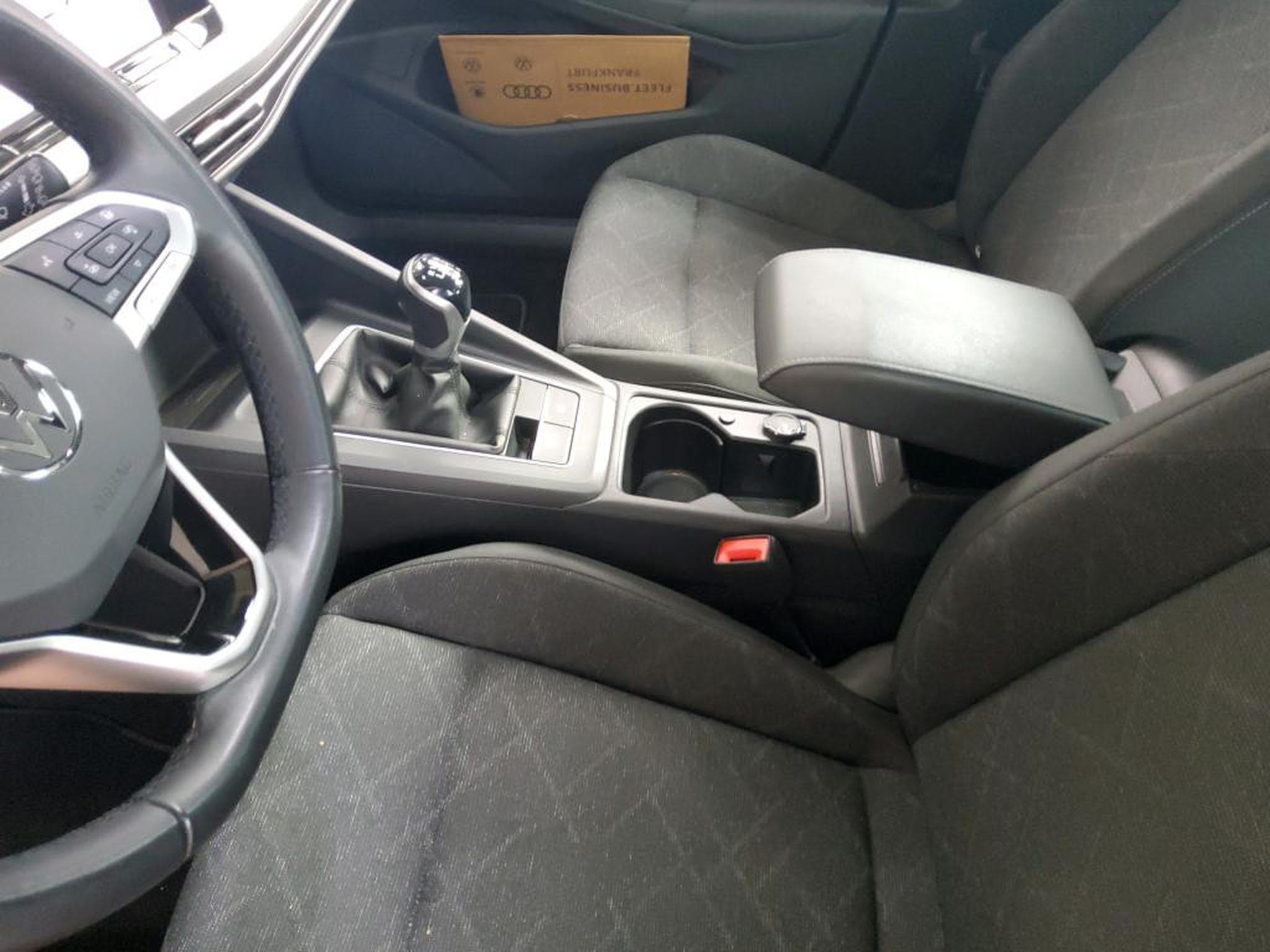 VW Golf Life 2.0 TDI BVM6 115 CV *ACC* APP CONNECT* *SIEGES CHAUFF* (2023) - Photo 10