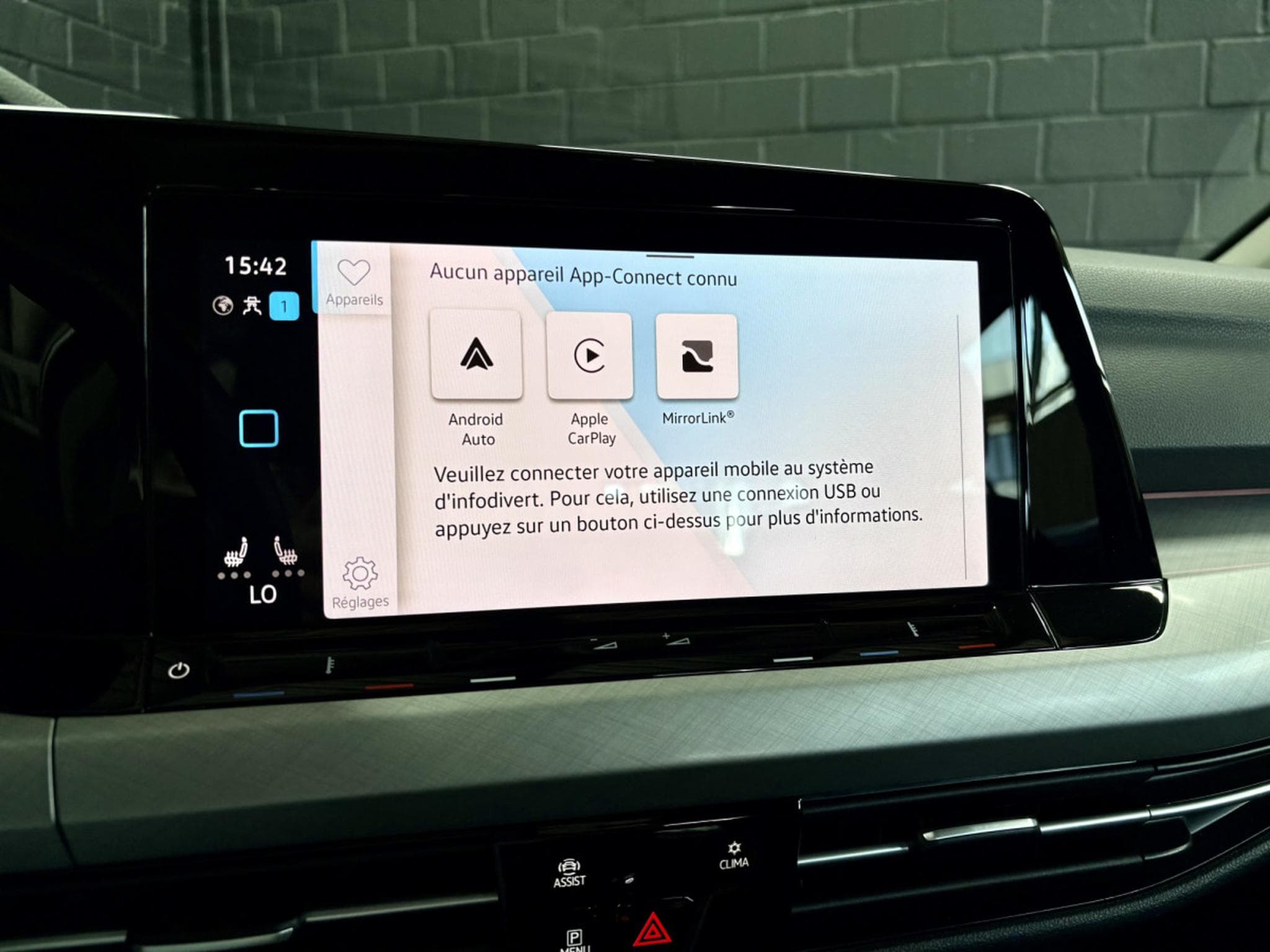 VW Golf Life 2.0 TDI BVM6 115 CV *ACC* APP CONNECT* *SIEGES CHAUFF* (2023) - Foto 17