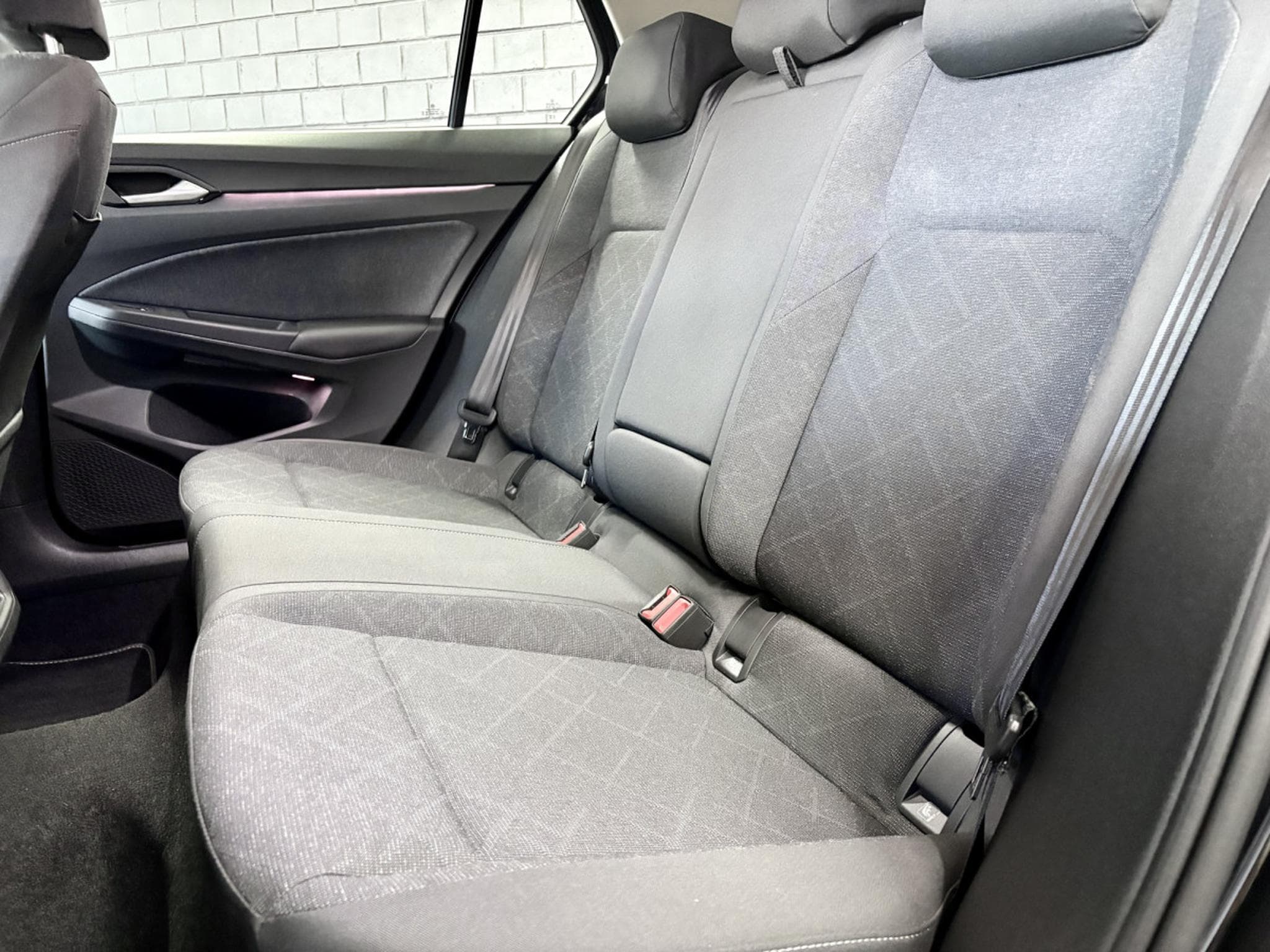 VW Golf Life 2.0 TDI BVM6 115 CV *ACC* APP CONNECT* *SIEGES CHAUFF* (2023) - Foto 22