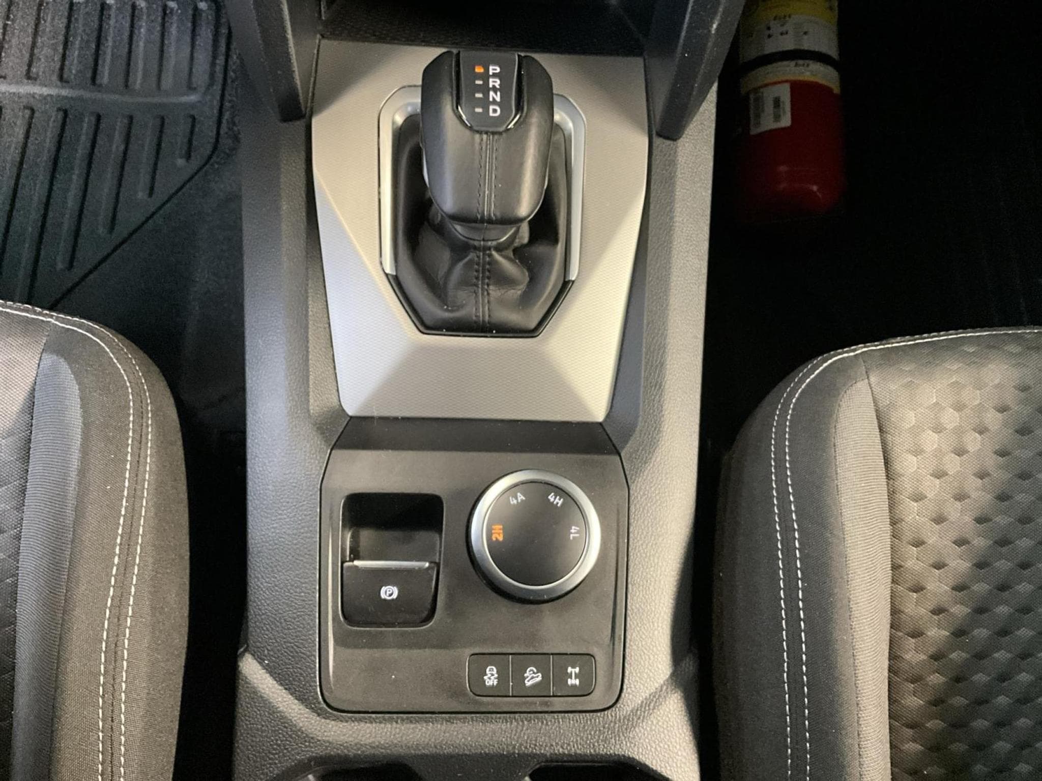 VW Amarok DC-Life+AUT.+4x4+P.Info+AHK (2025) - Foto 17