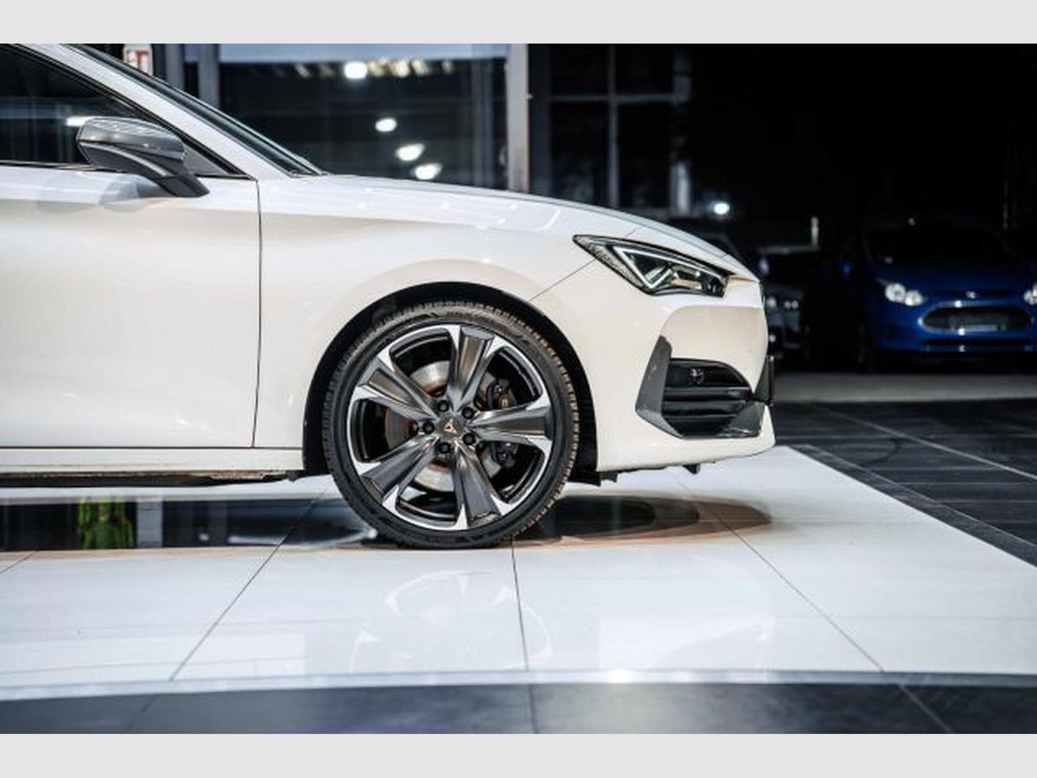 Cupra Leon Leon VZ 1.4 e-Hybrid DSG NAVI LED Spur. SHZ PDC (2022) - Photo 10