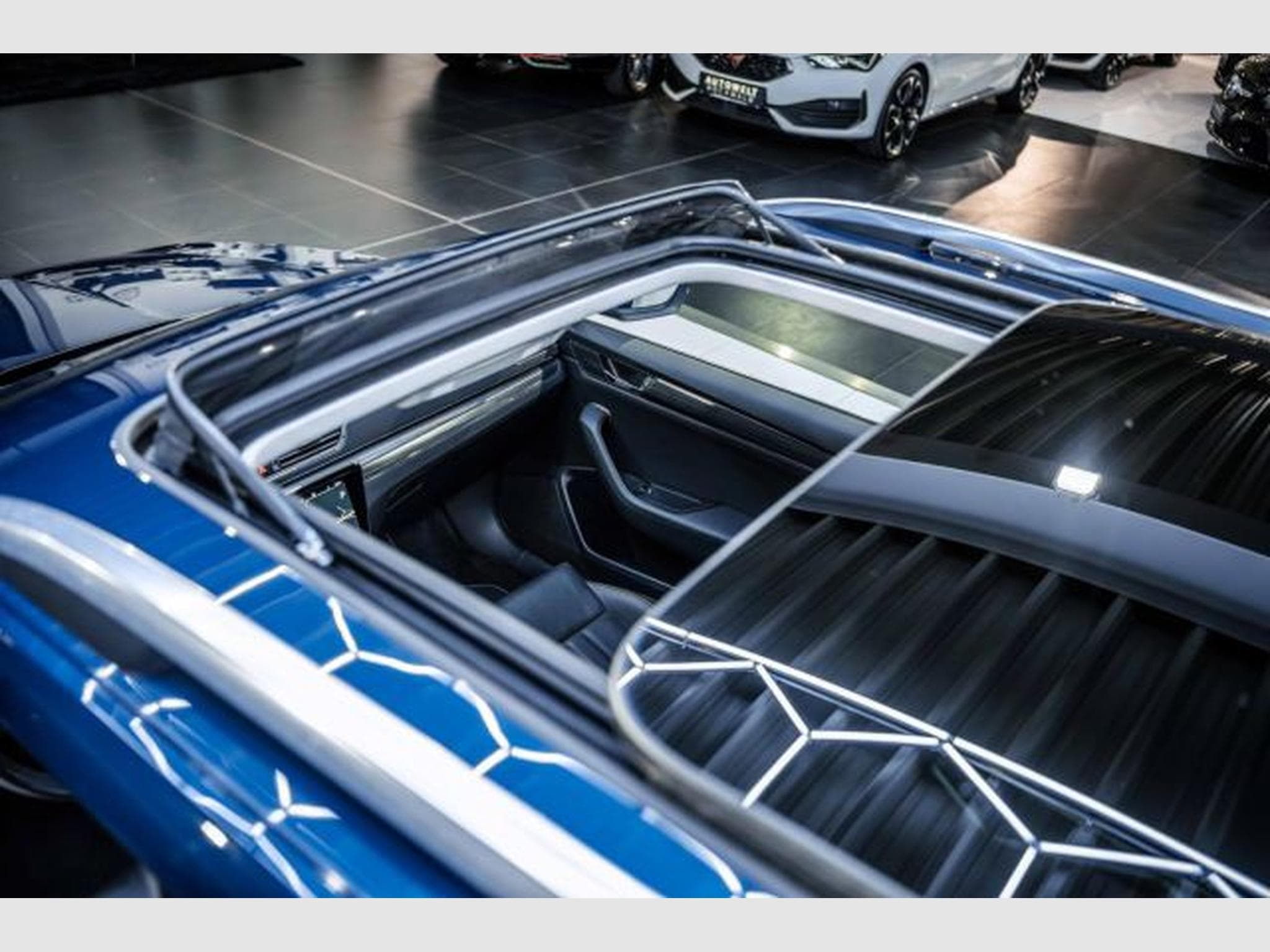 Skoda Superb Superb 2.0 TDI DSG Premium NAVI LED RFK AHK PANO (2021) - Photo 14