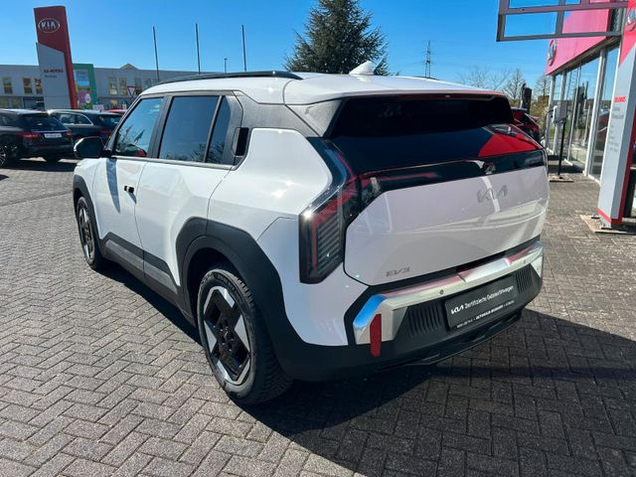 Kia EV3 EV3 81 kW Earth Winter Buisiness Upgrade (2025) - Foto 4