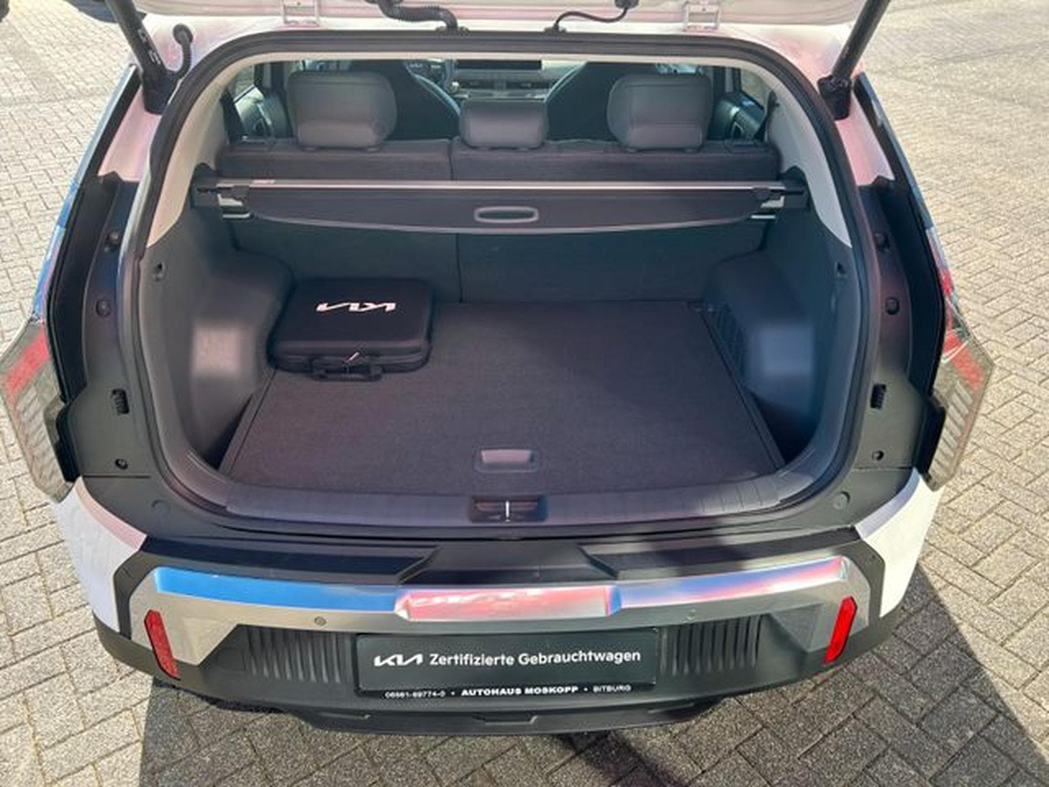 Kia EV3 EV3 81 kW Earth Winter Buisiness Upgrade (2025) - Foto 7