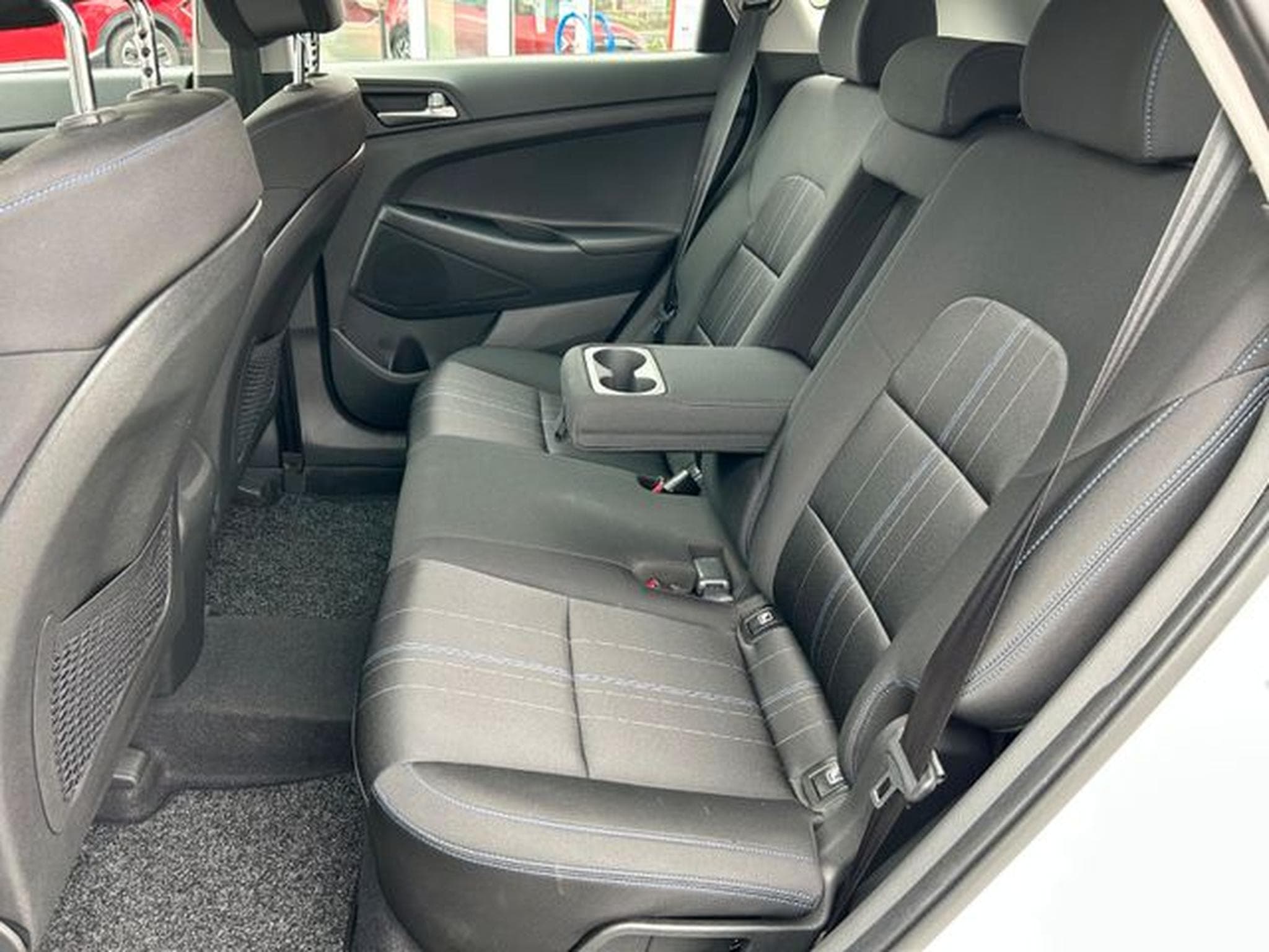 Hyundai TUCSON TUCSON 1,6 Go+ 2WD 1. Hand Navi Kamera Tempo AHK (2017) - Foto 11