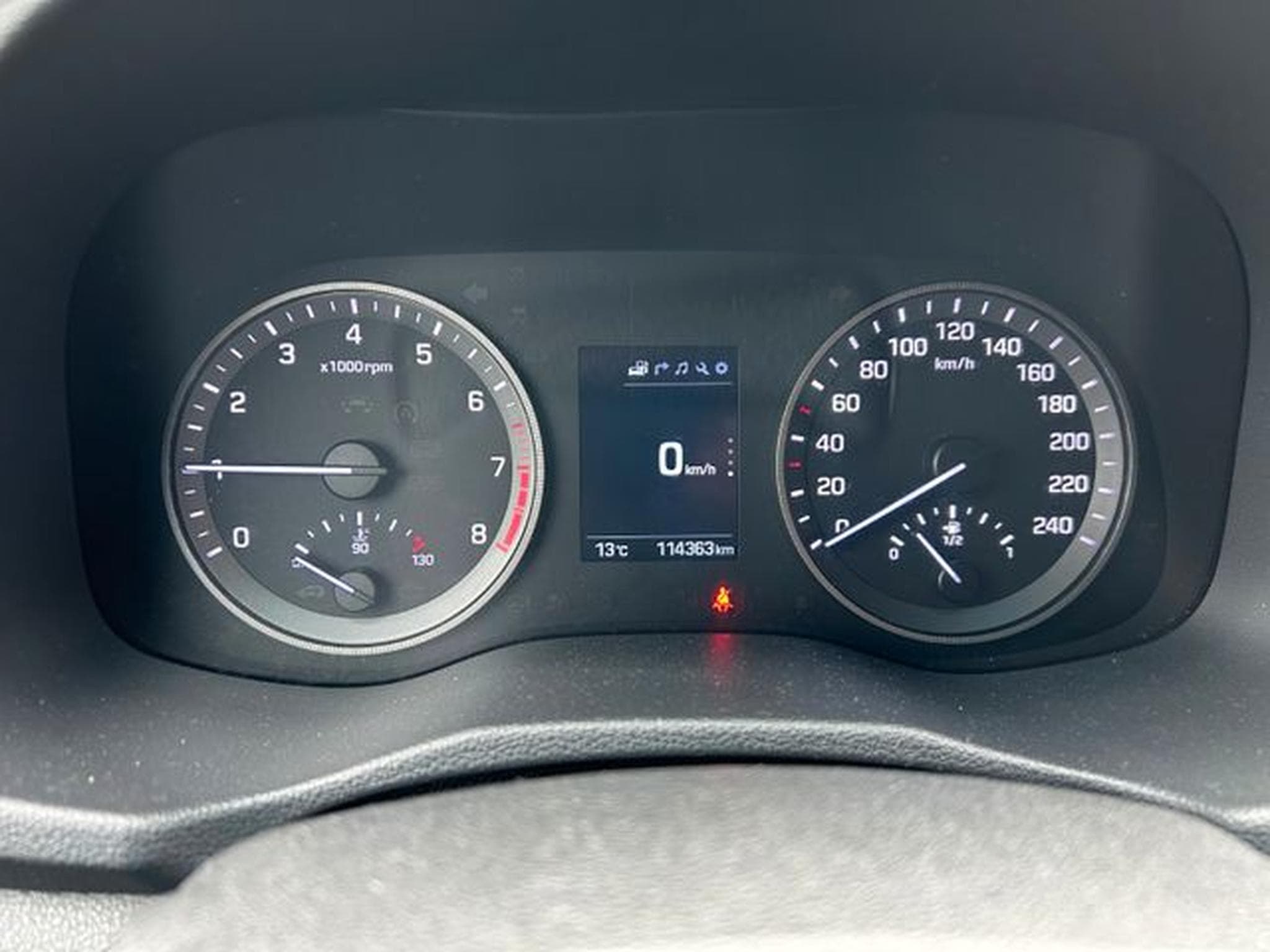 Hyundai TUCSON TUCSON 1,6 Go+ 2WD 1. Hand Navi Kamera Tempo AHK (2017) - Foto 14