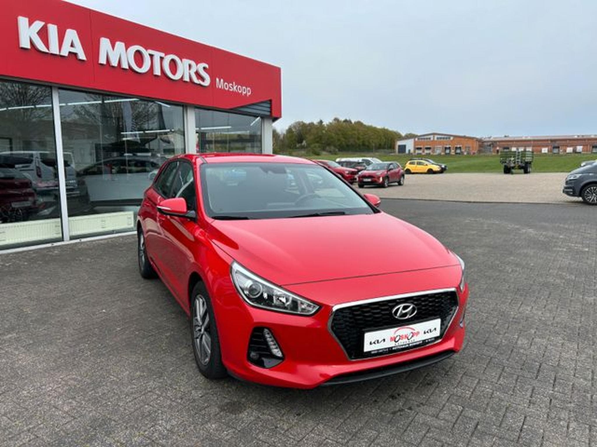 Hyundai i30 i30 1.4 Trend Navi Kamera Sitzheizung AHK (2018) - Foto 1