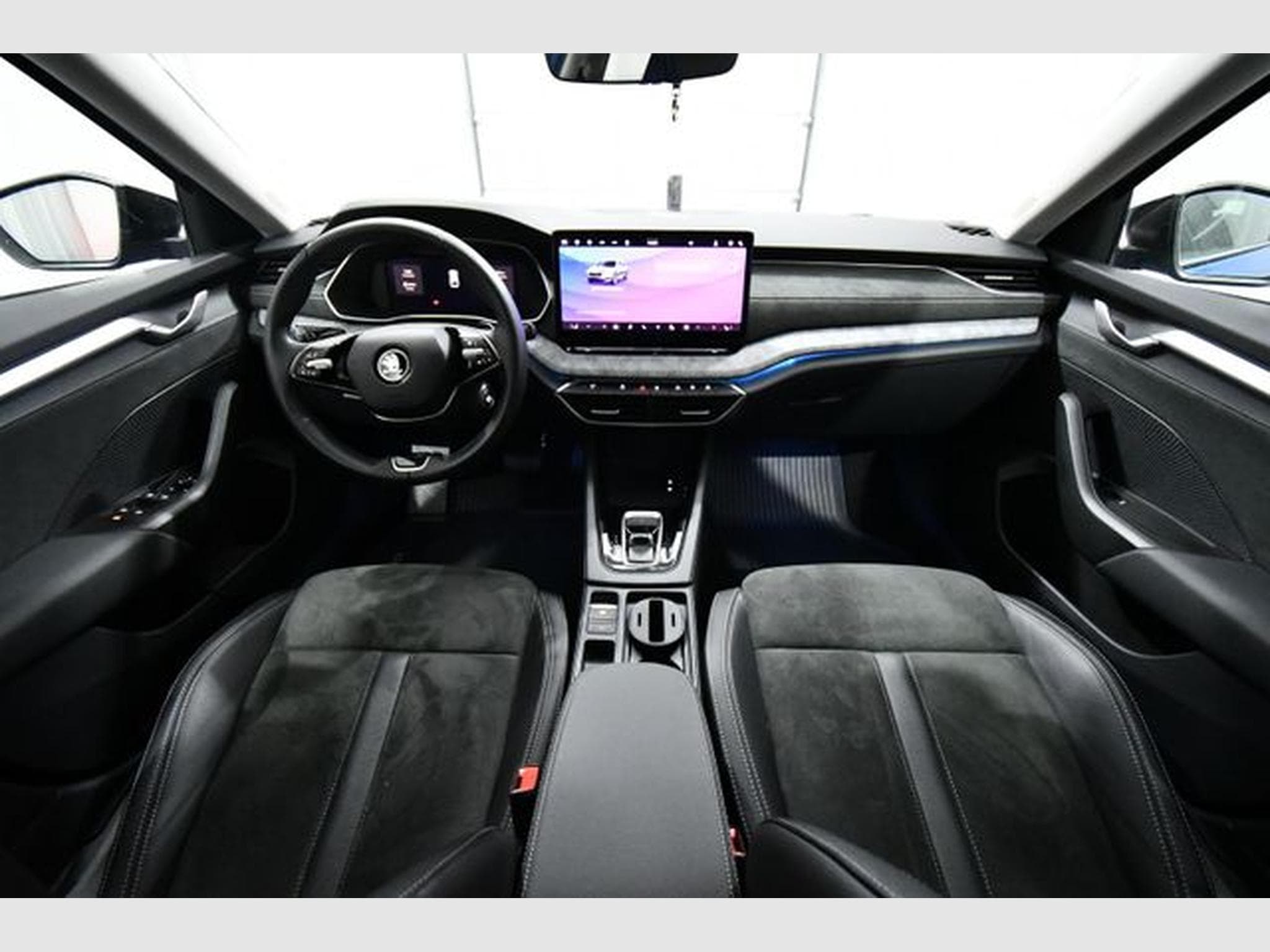 Skoda Octavia Octavia Combi 2.0 TDI Selection, Pano., Stand-Hz (2024) - Foto 7