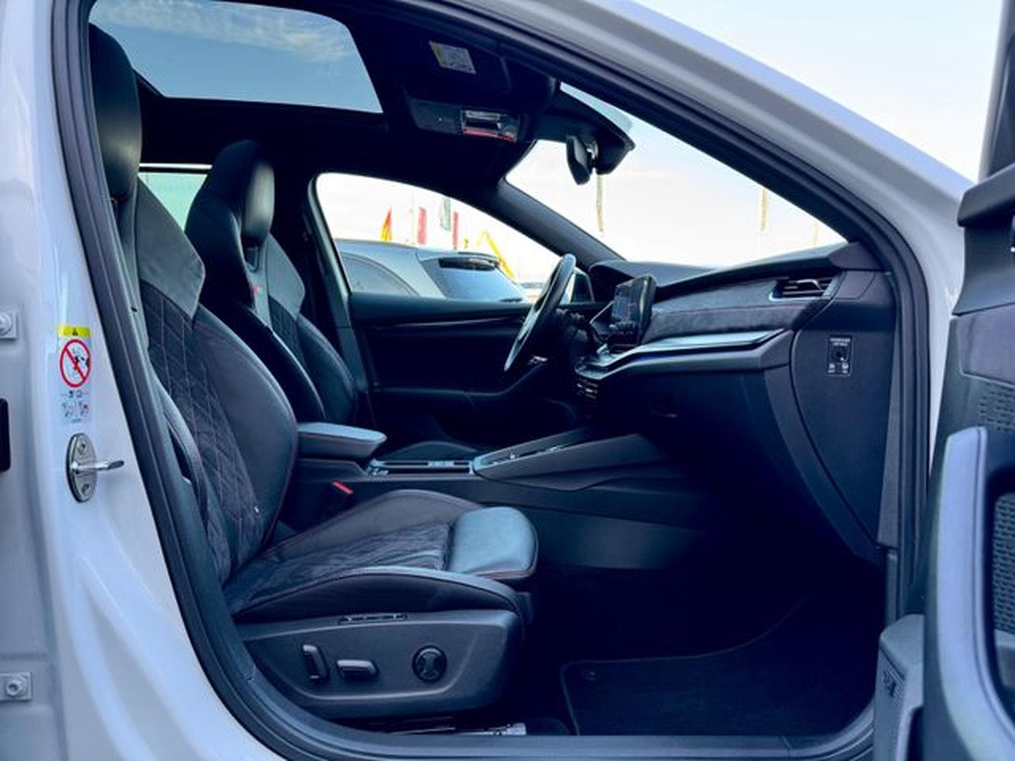 Skoda Octavia Octavia Combi RS 2.0 TSI DSG /MASSAGE/PANO/HUD/ (2020) - Photo 13