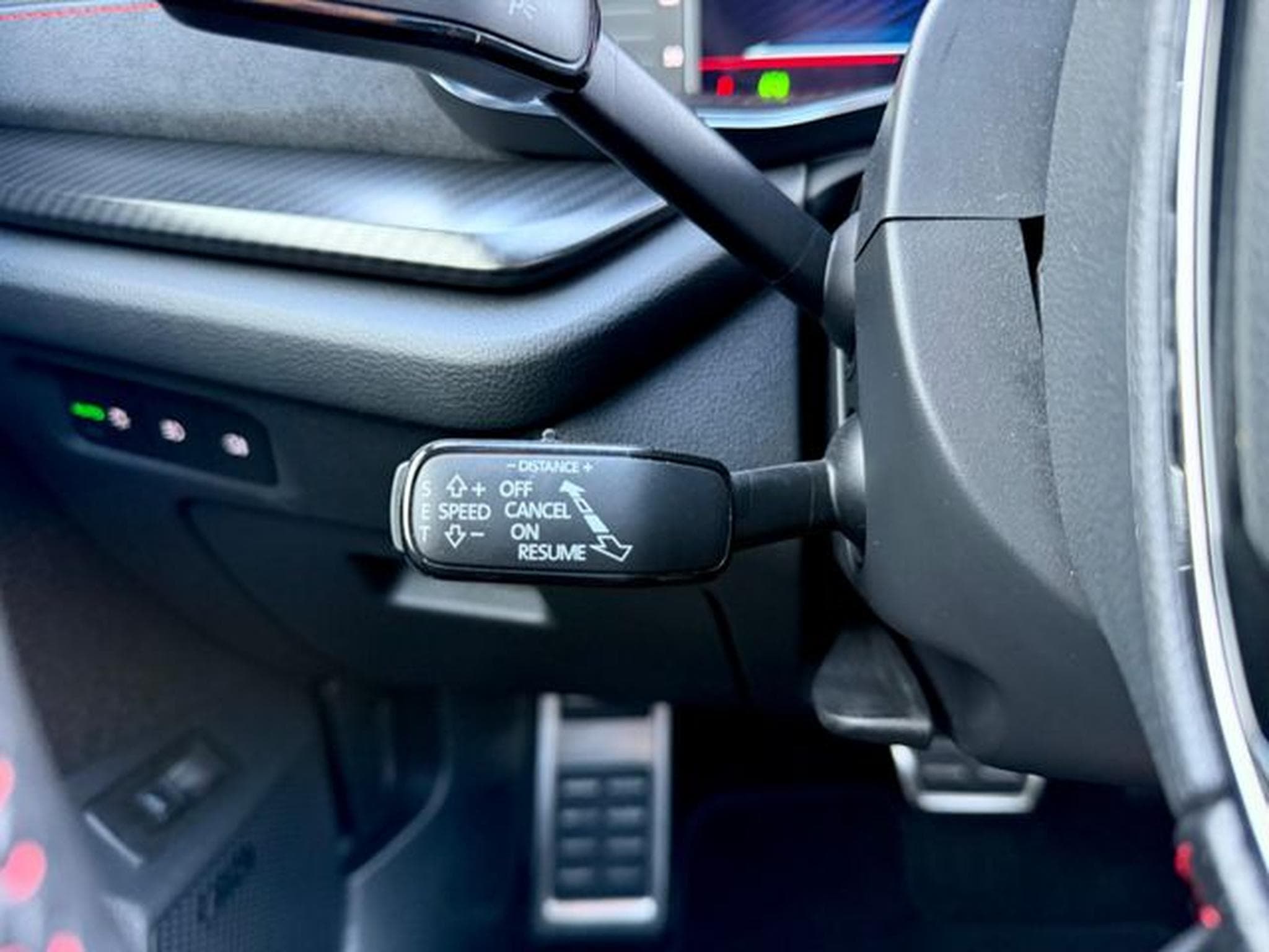 Skoda Octavia Octavia Combi RS 2.0 TSI DSG /MASSAGE/PANO/HUD/ (2020) - Photo 19