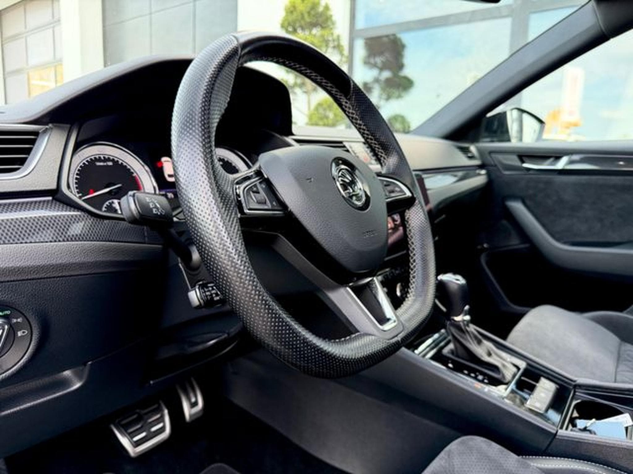 Skoda Superb Superb Combi Sportline 2.0 TSI DSG 4x4 *GARANTIE (2018) - Photo 10