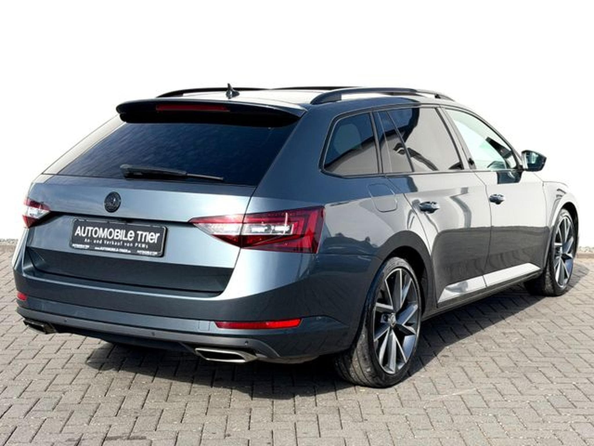 Skoda Superb Superb Combi Sportline 2.0 TSI DSG 4x4 *GARANTIE (2018) - Photo 5