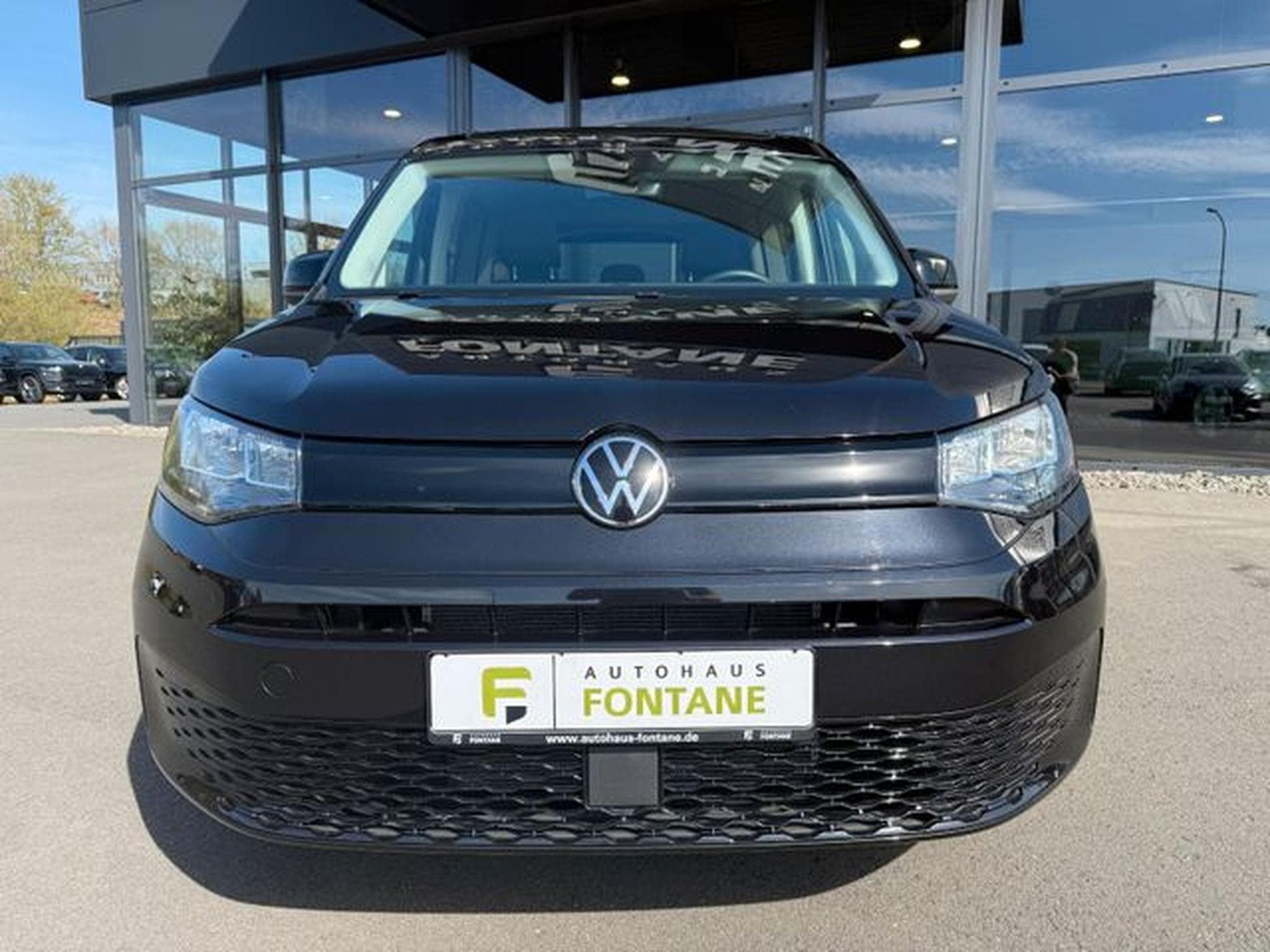 VW Caddy Caddy Maxi California 1.5TSI DSG Pano 18" AHK (2024) - Photo 2