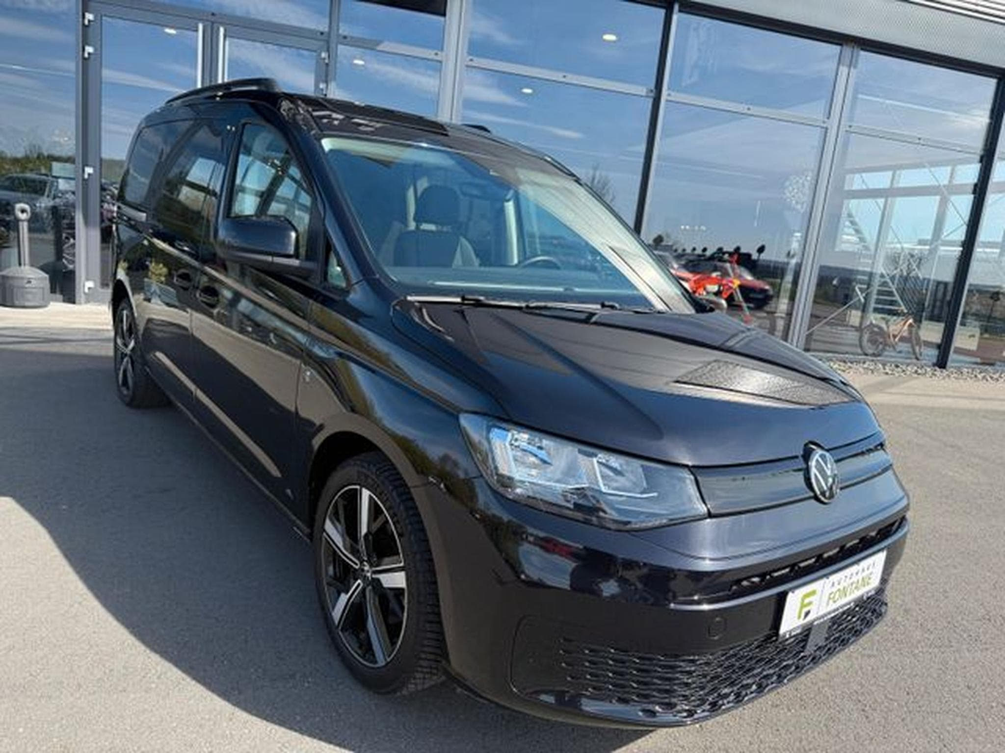 VW Caddy Caddy Maxi California 1.5TSI DSG Pano 18" AHK (2024) - Photo 3