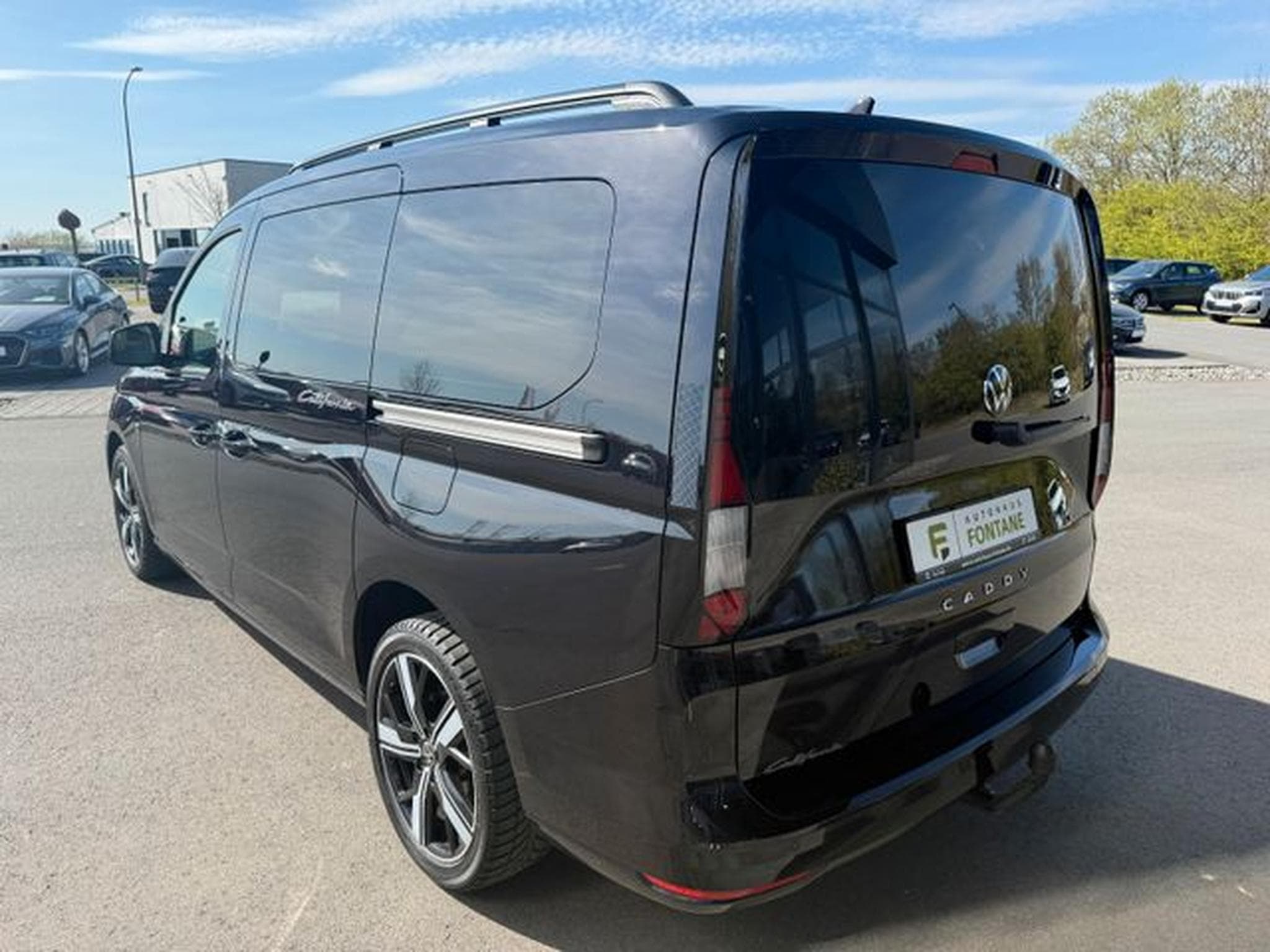 VW Caddy Caddy Maxi California 1.5TSI DSG Pano 18" AHK (2024) - Photo 7