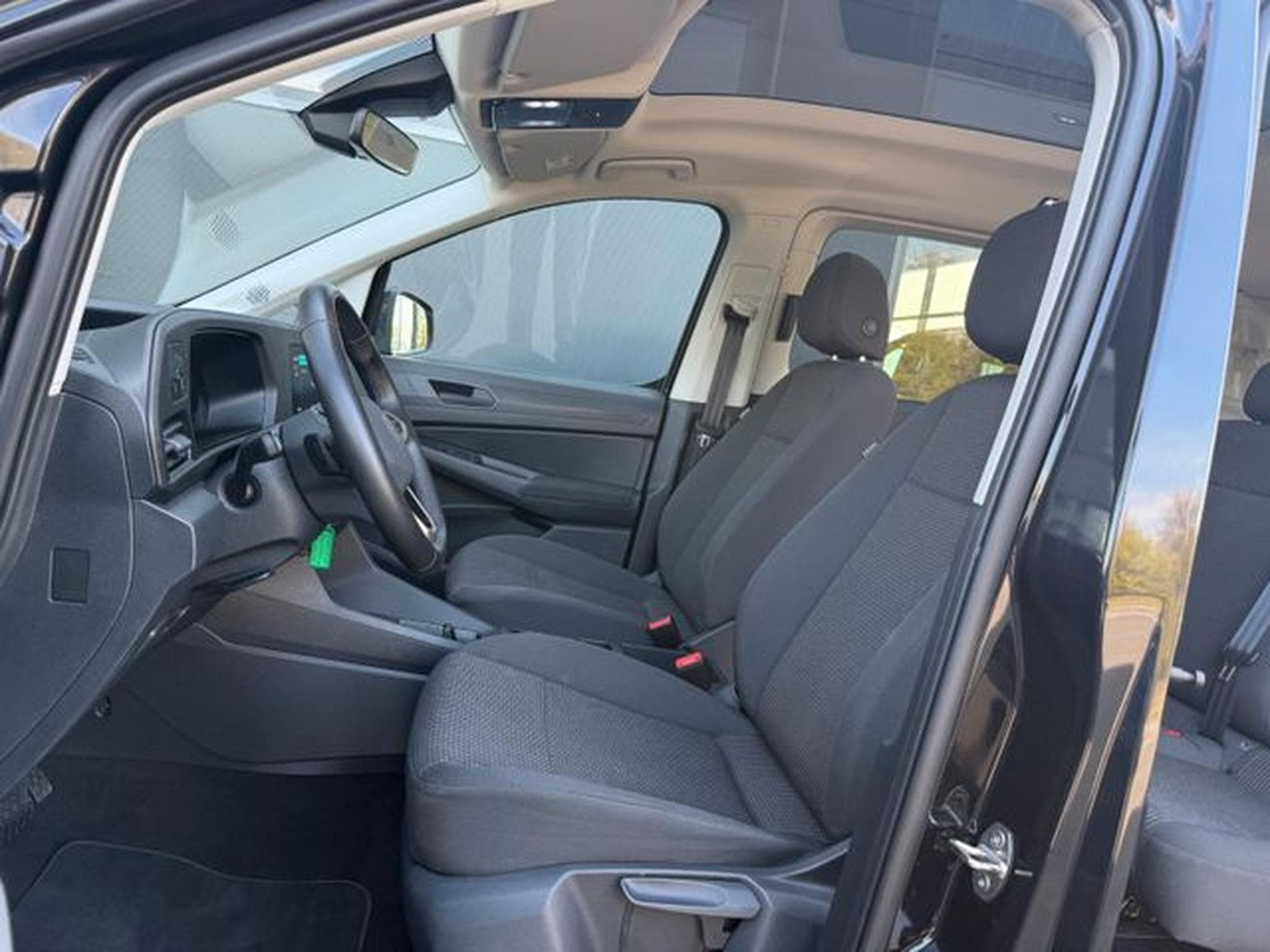 VW Caddy Caddy Maxi California 1.5TSI DSG Pano 18" AHK (2024) - Photo 9