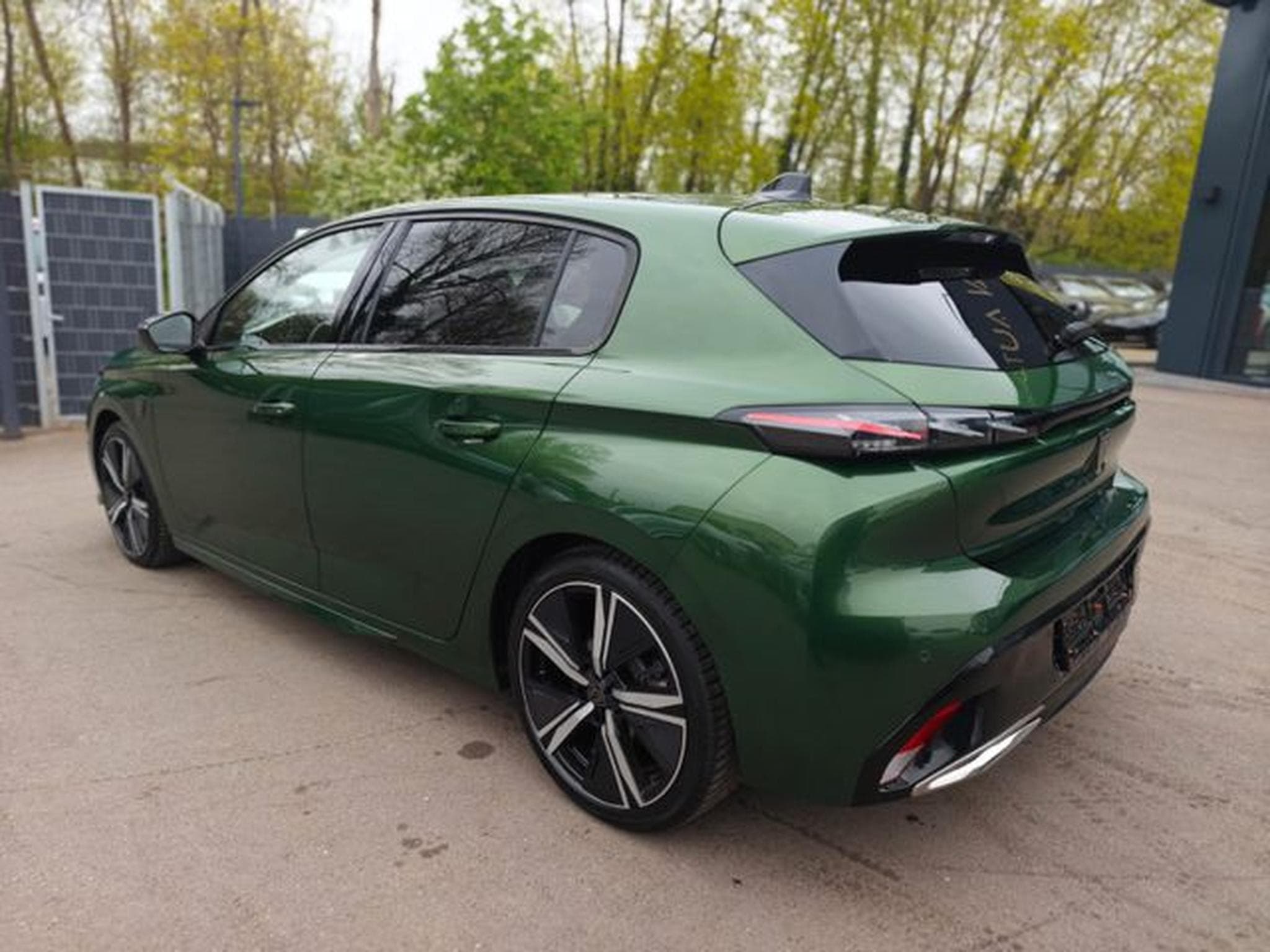 Peugeot 308 308 GT*GT*SOUNDSYSTEM*NAVI*SHZ*KLIMAAUTO* (2023) - Photo 8