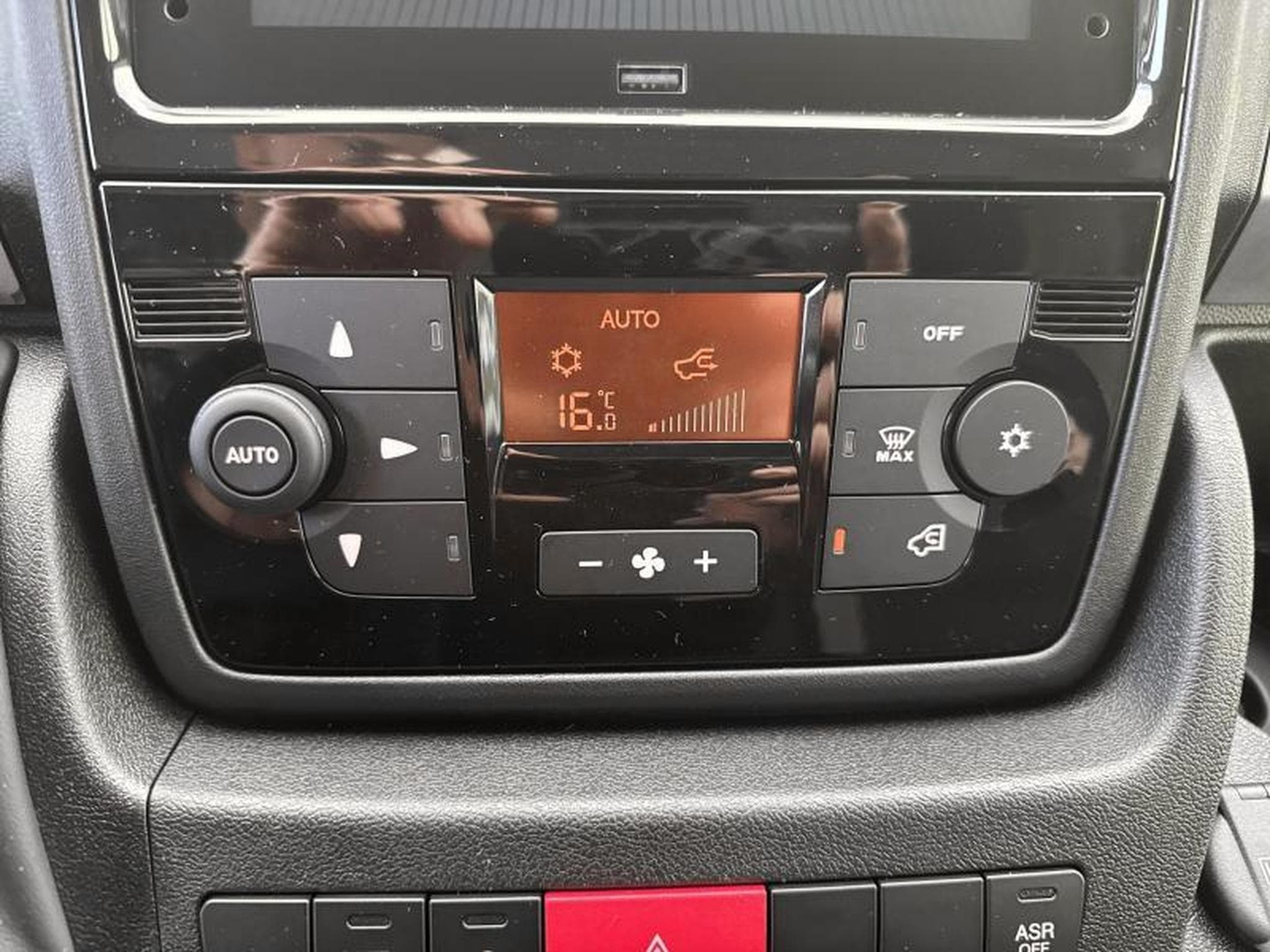 Peugeot Boxer Fourgon tole 333 L1H1 (2024) - Foto 17