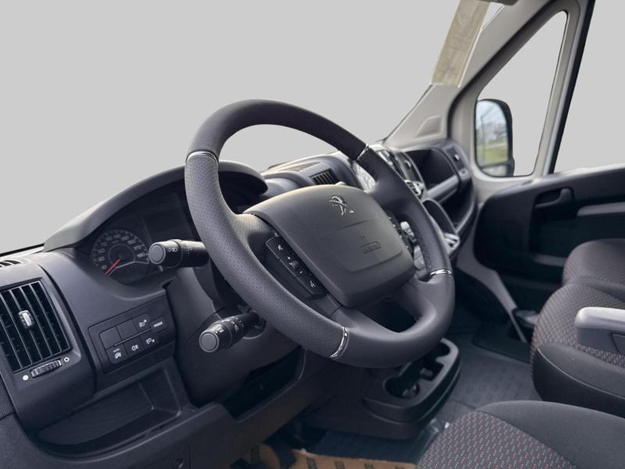 Peugeot Boxer III Pro SR (2023) - Photo 3