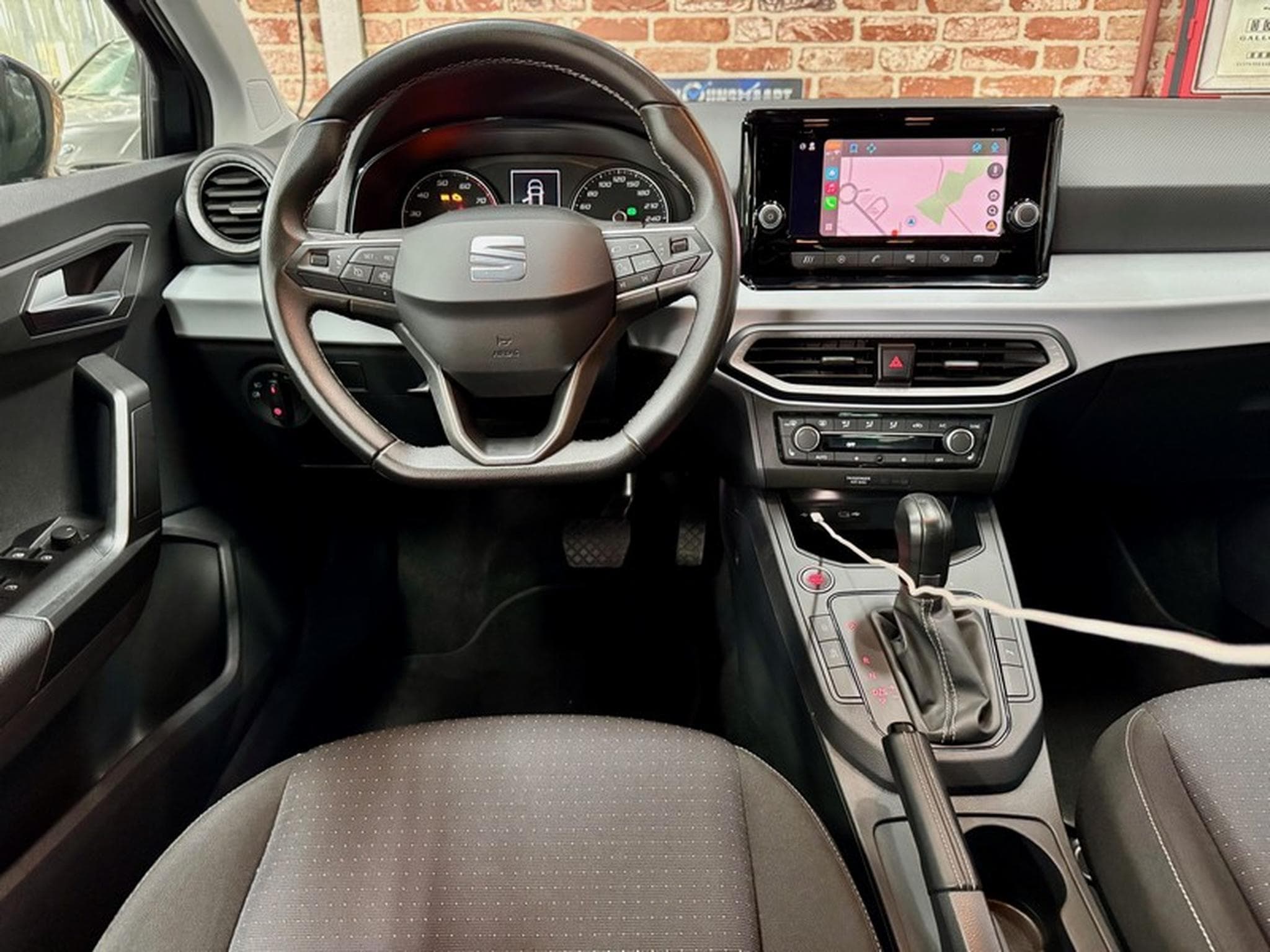 Seat Ibiza Ibiza 1.0 TSi 110cv Auto STYLE (2023) - Photo 4