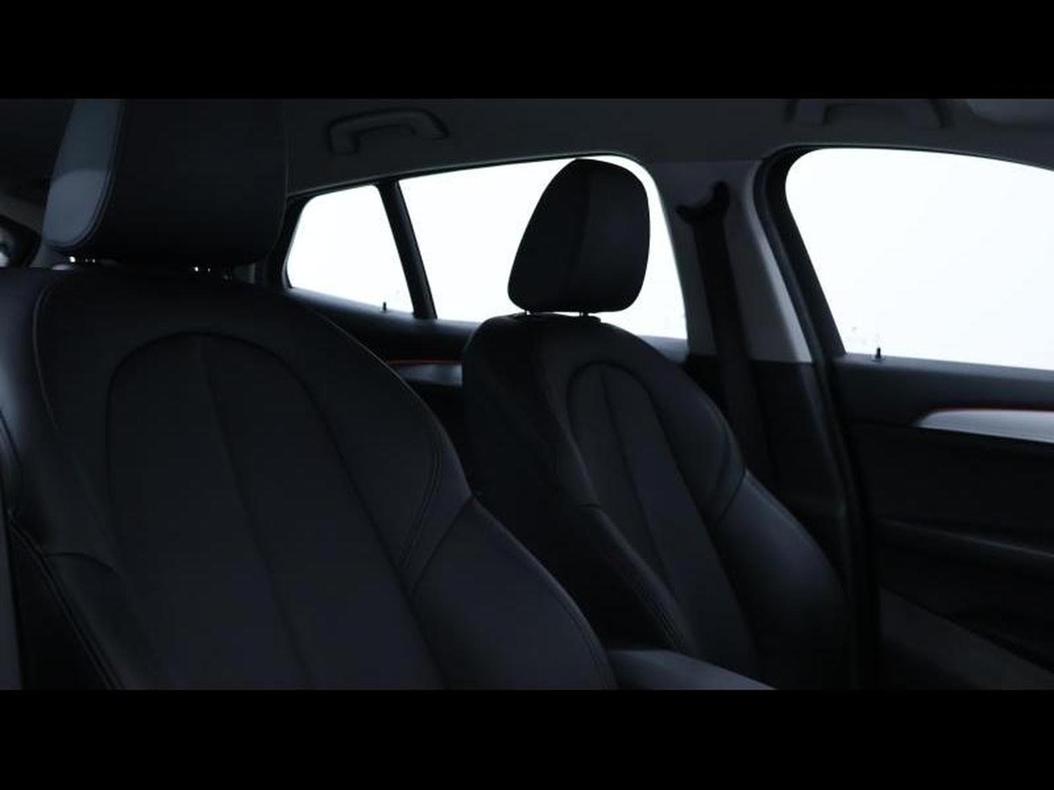 BMW X2 18i sDrive 136cv Steptronic Advantage (2021) - Photo 12