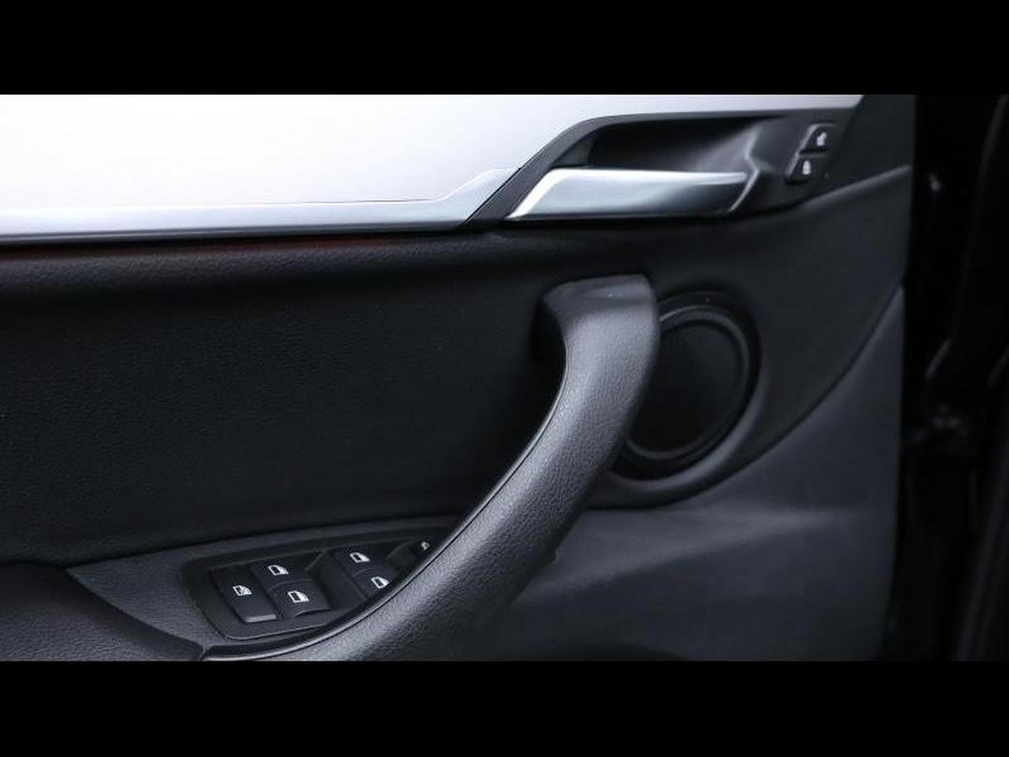 BMW X2 18i sDrive 136cv Steptronic Advantage (2021) - Photo 24